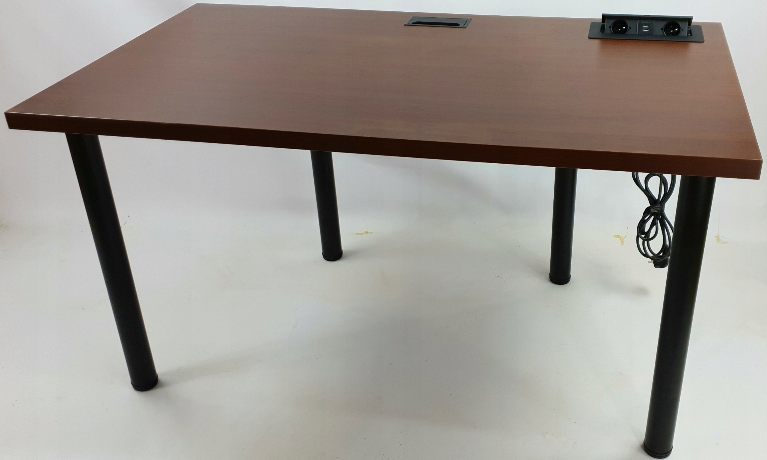 

Zmiana Koloru Blatu Do Biurek Gamingowych Daming