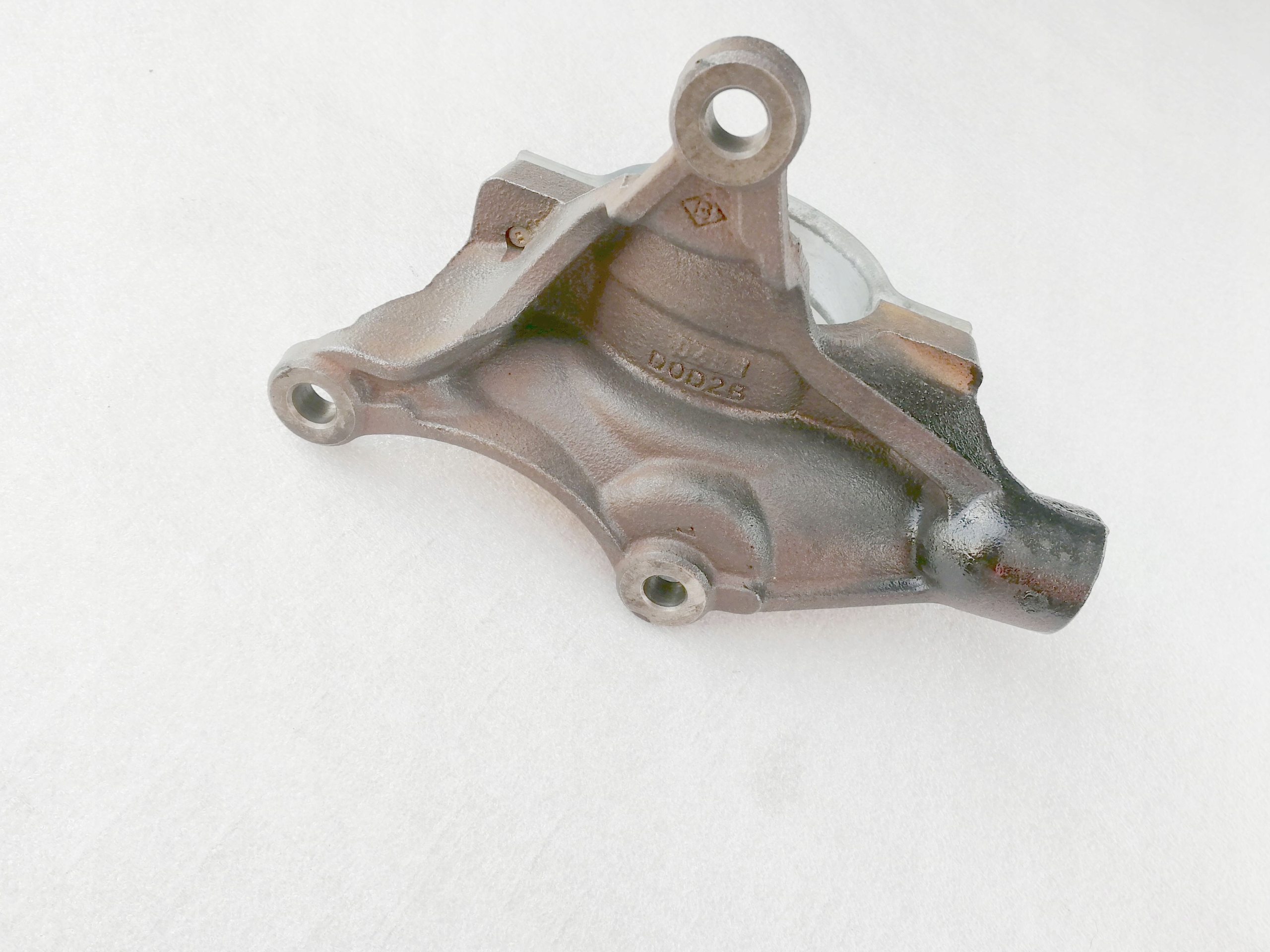 FORD MONDEO KM5 PODPORA POLOSI Part number DG91KB