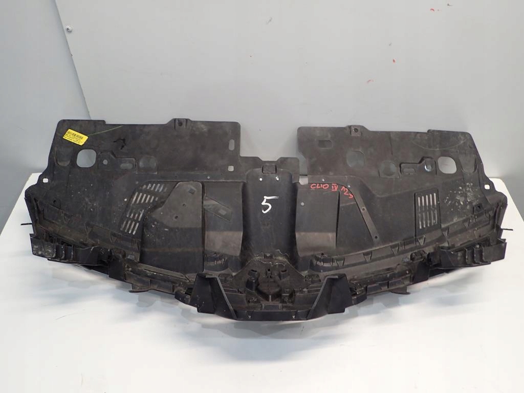 решетка renault CLIO IV 12-