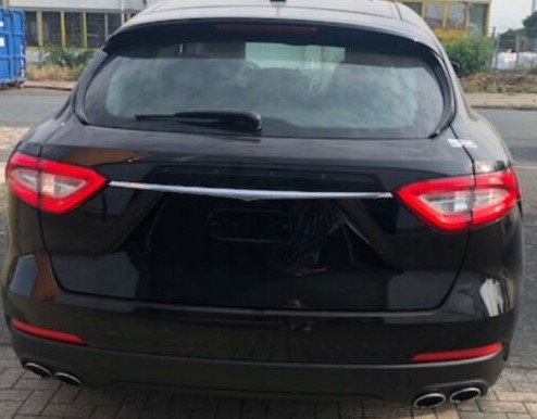 ELEMENT BLACHARSKI TYL MASERATI LEVANTE