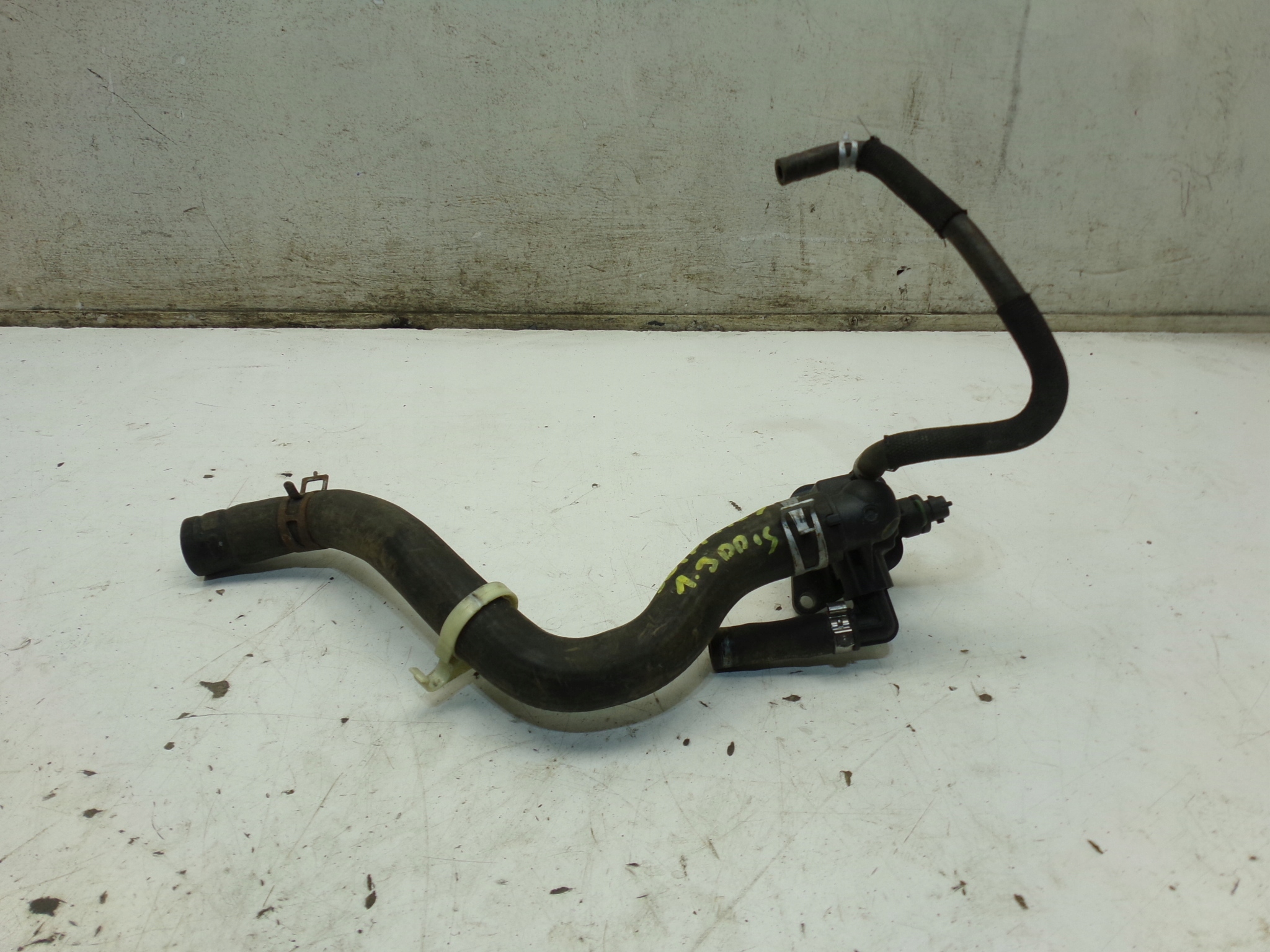 OBUDOWA TERMOSTATU WĄŻ WODY SWIFT MK7 1.3DDIS