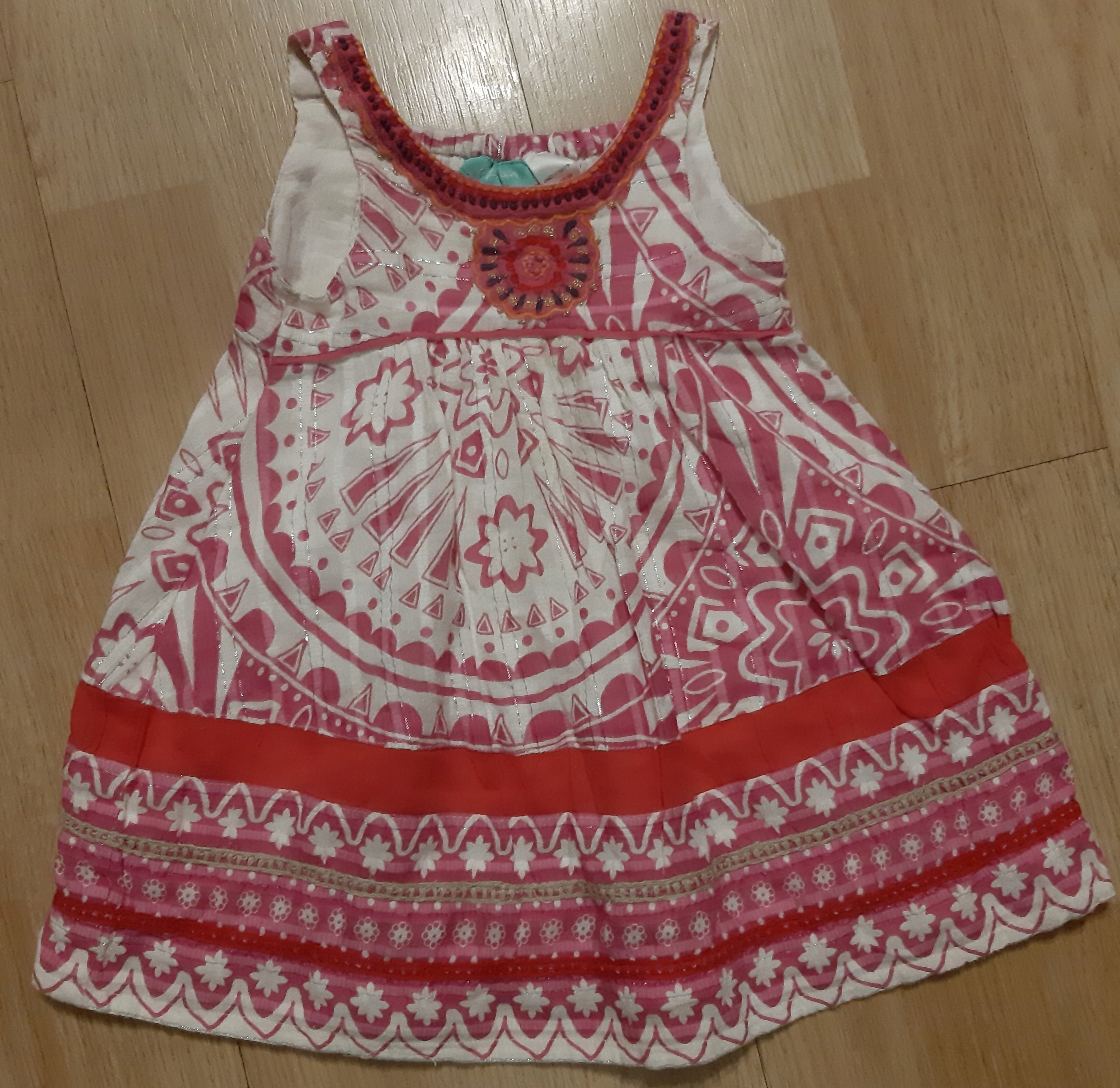 0004645 SUKIENKA ROZMIAR 62