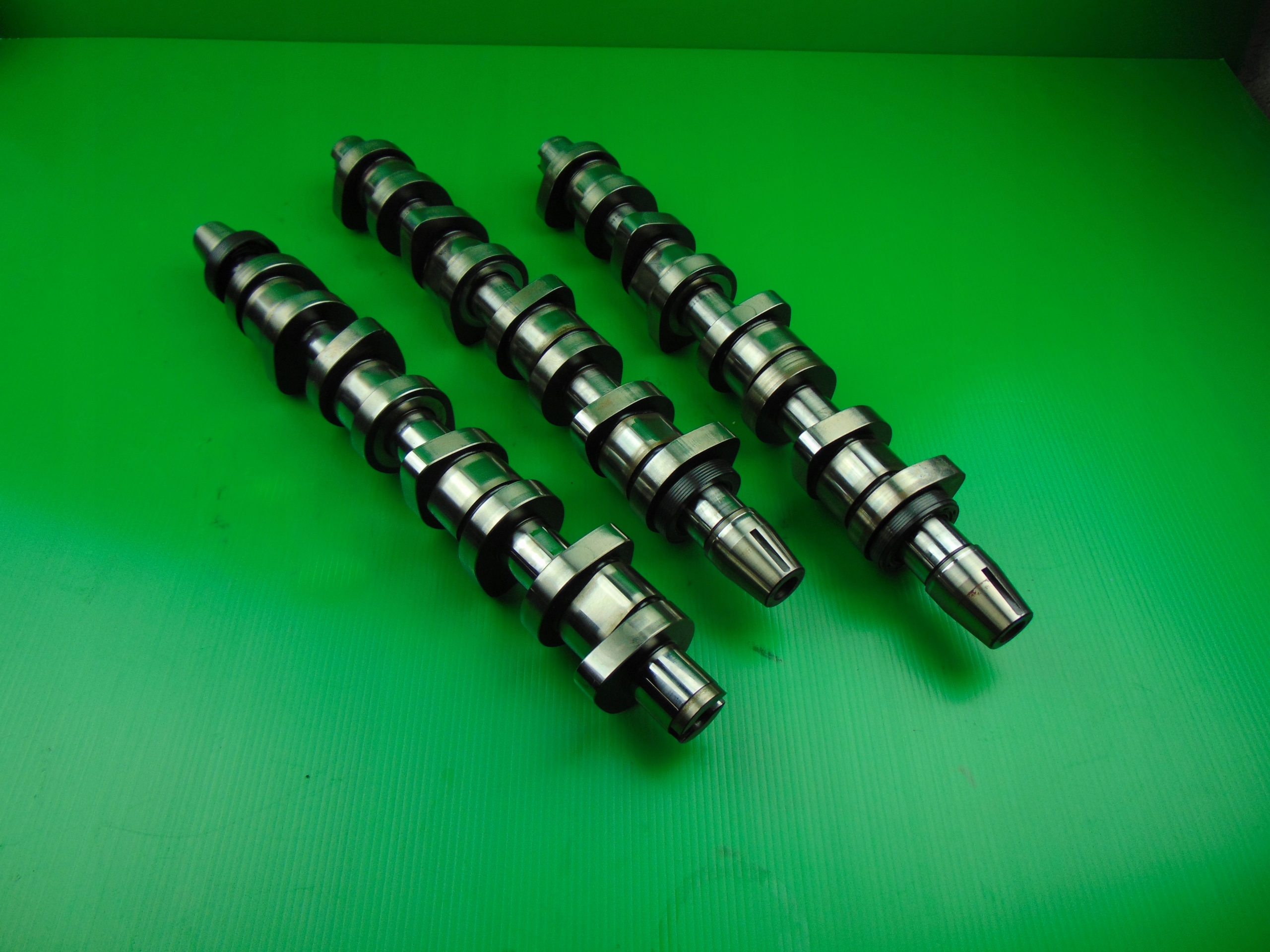 Walek rozrzadu 1 9TDI Oryginalny AWX AVF BKC BXE Generic Product walek rozrzadu