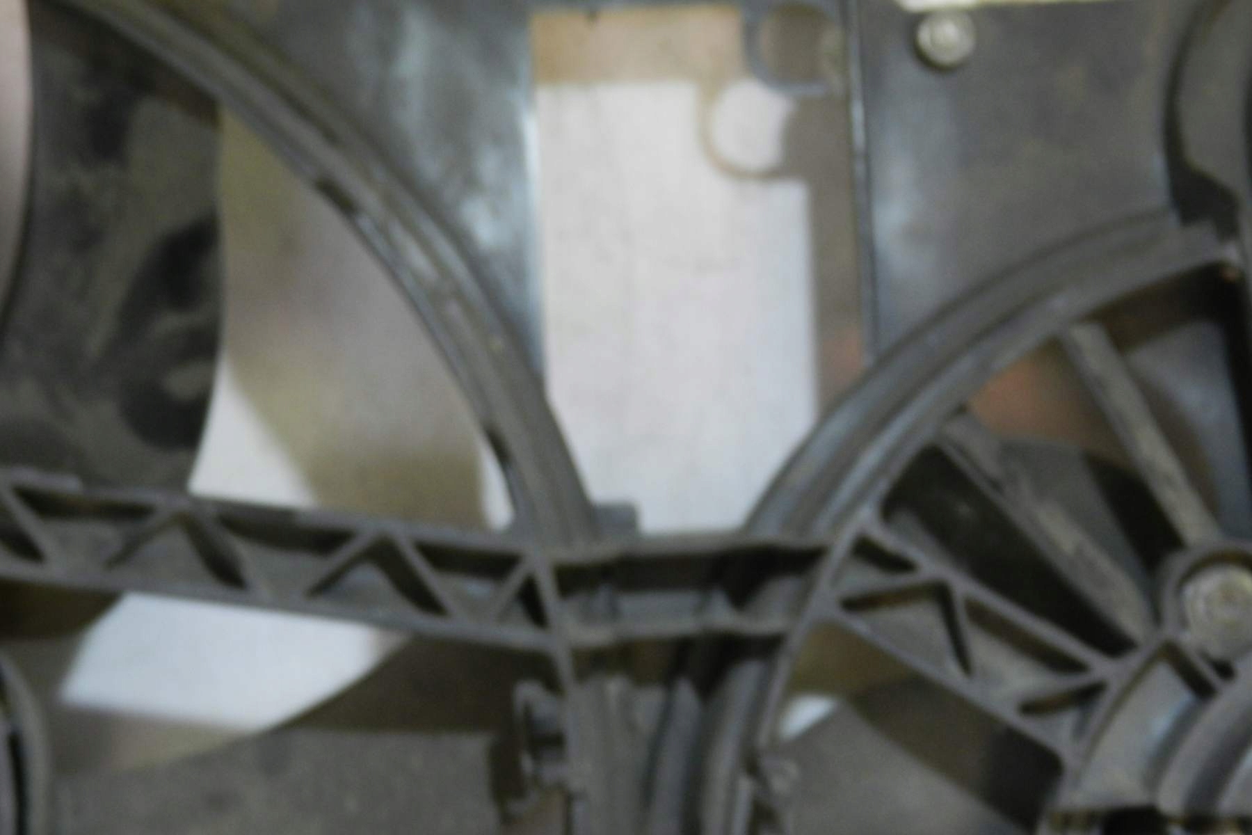 WENTYLATOR CHŁODNICY OPEL VECTRA C SIGNUM 873522C Produkt generyczny wentylator chłodnicy