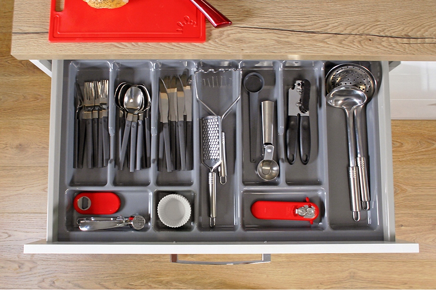 WKŁAD NA SZTUĆCE DO SZUFLADY BLUM ORGANIZER UNI 80 Długość 43 cm