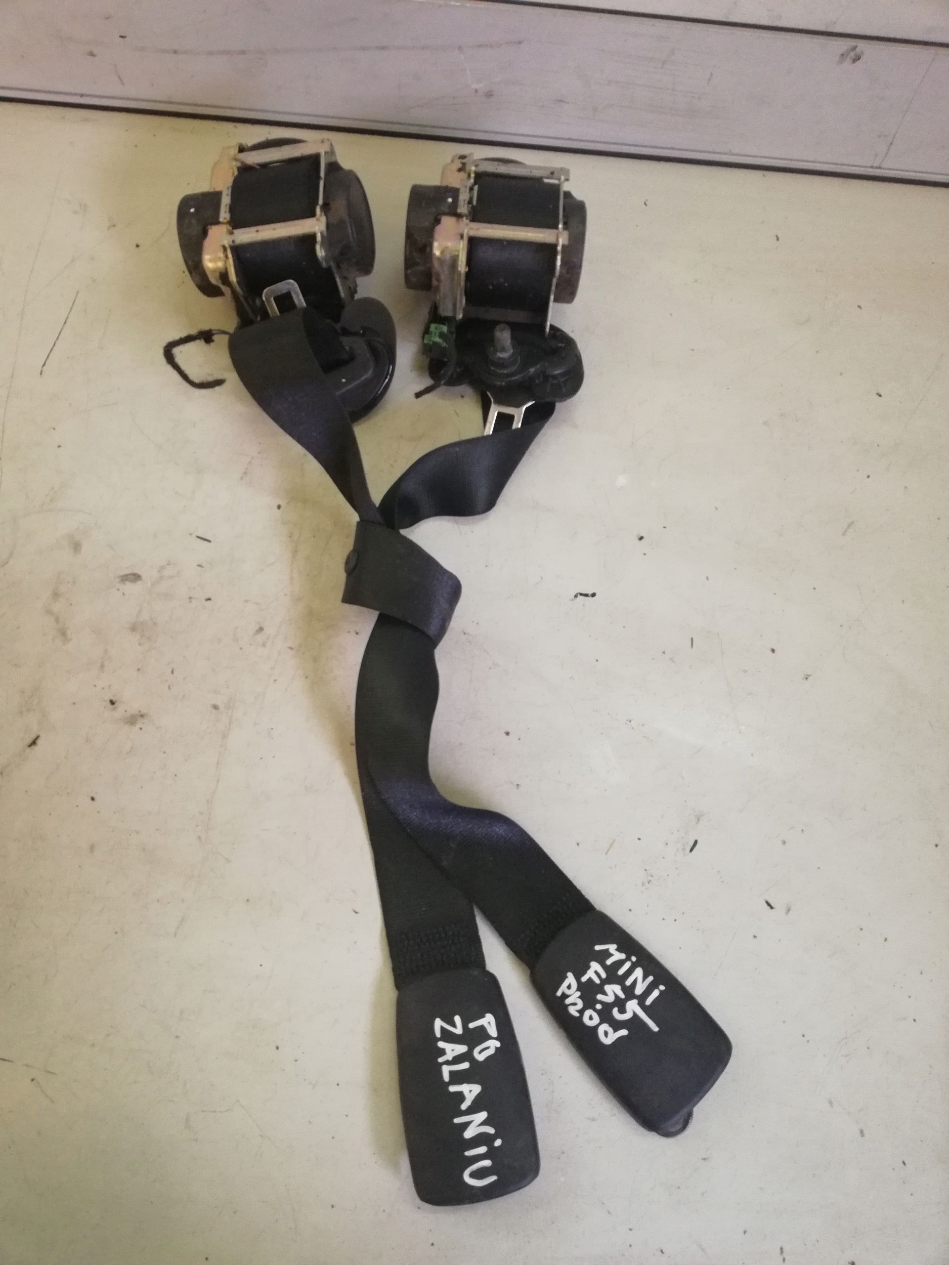 MINI ONE F55 ремень безопасности передние ремни