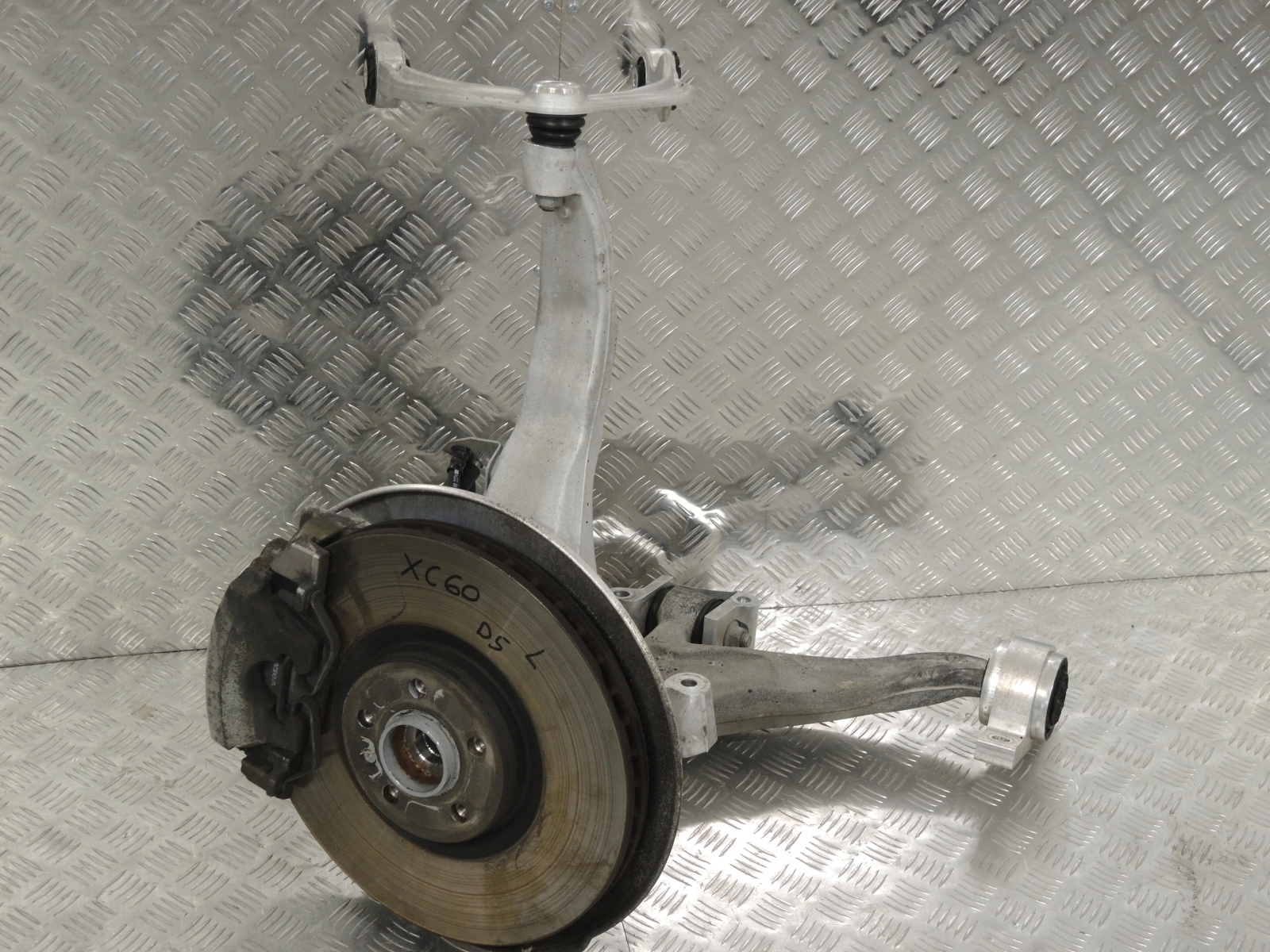 ZAWIESZENIE LEWE PRZÓD VOLVO XC60 II V426 AWD D5