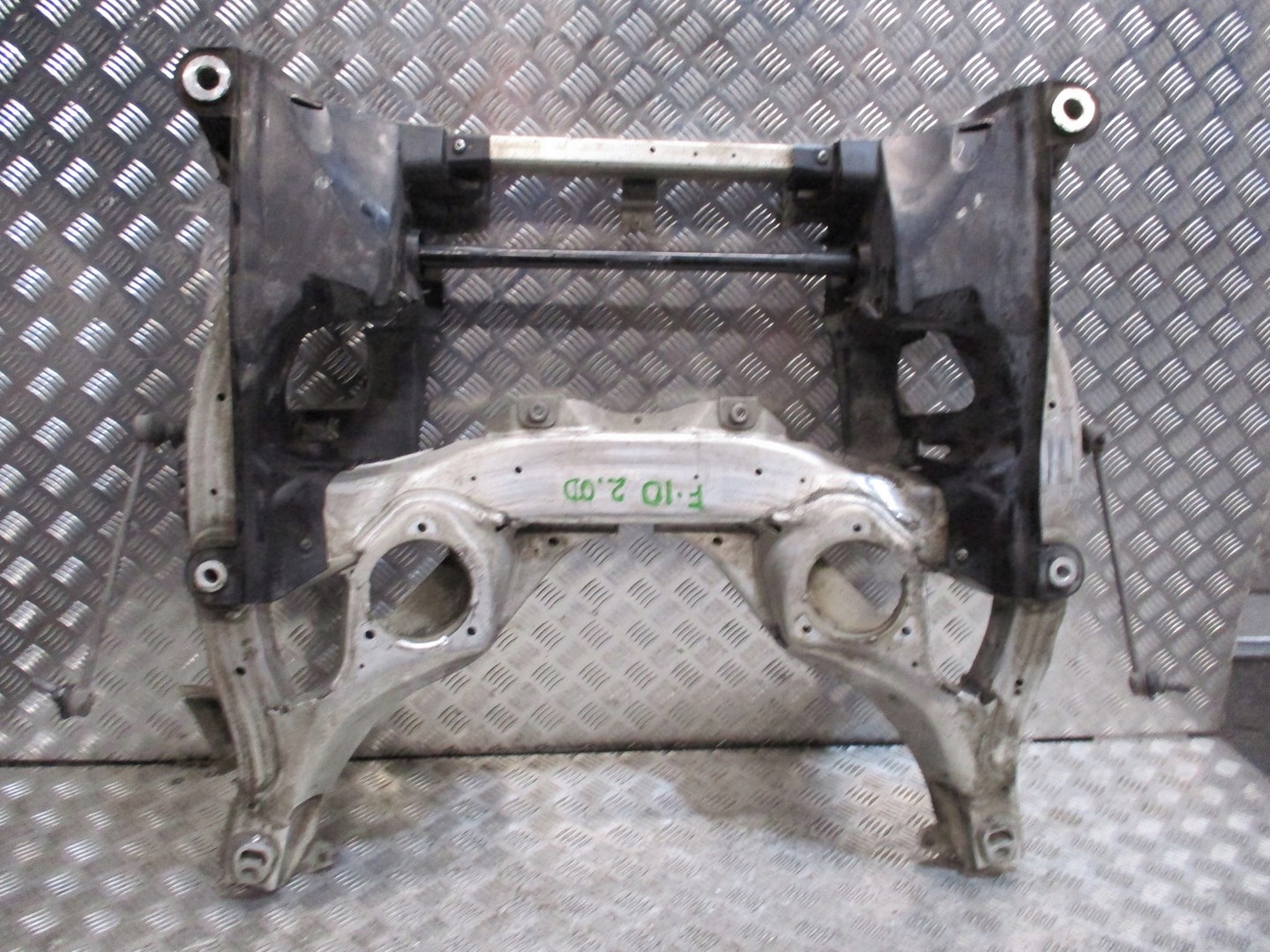 Люлька тележка сани BMW 5 F10 F11 2.0 D передняя