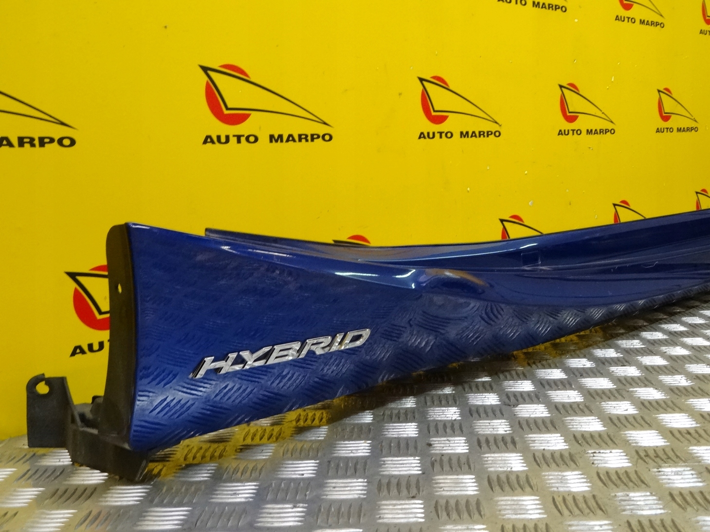 LEXUS IS IS200T IS300H LIFT 2017- LISTWA PROGOWA R Typ samochodu Samochody osobowe