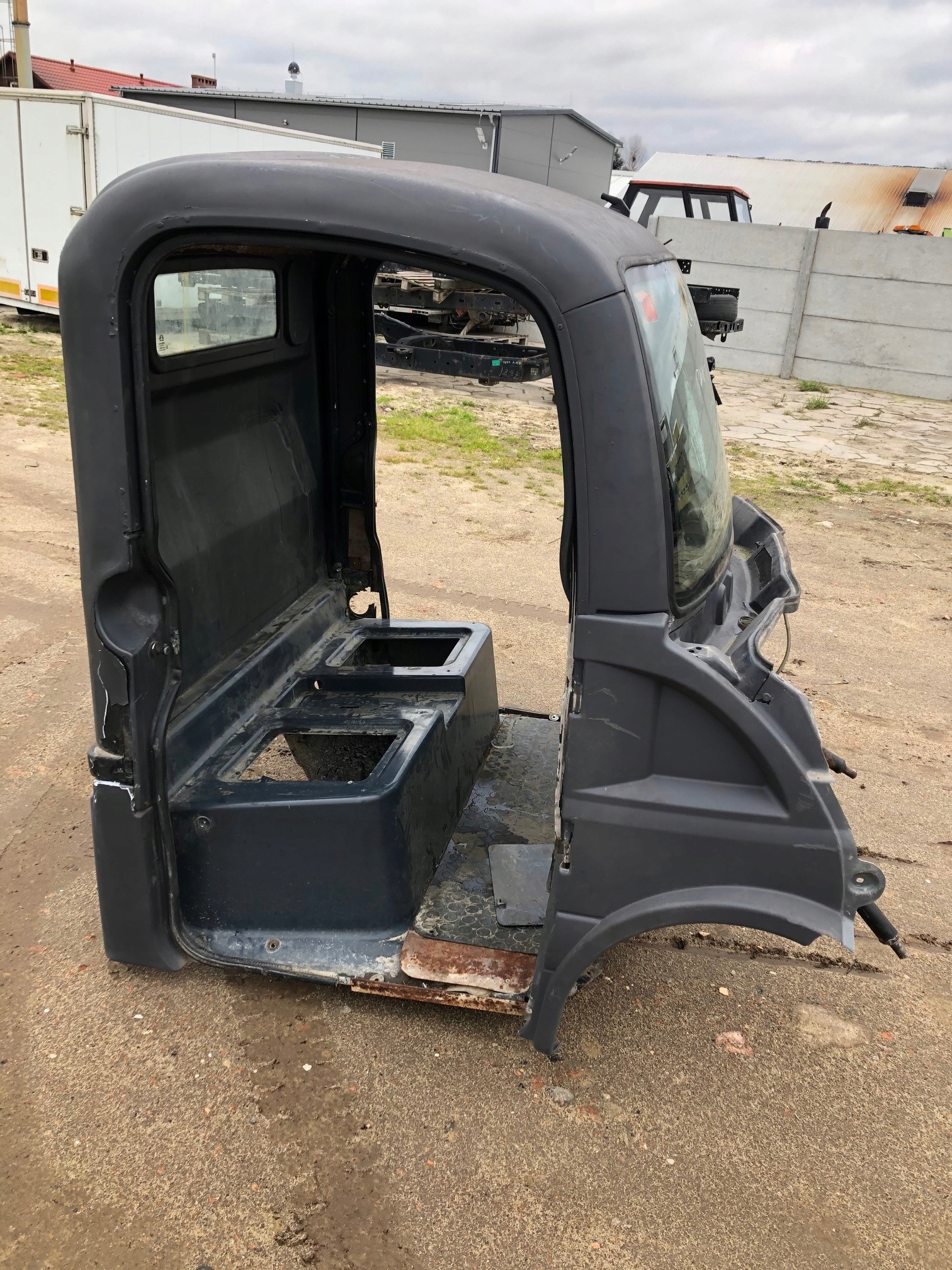 KABINA AIXAM MEGA 2007 Producent części Aixam