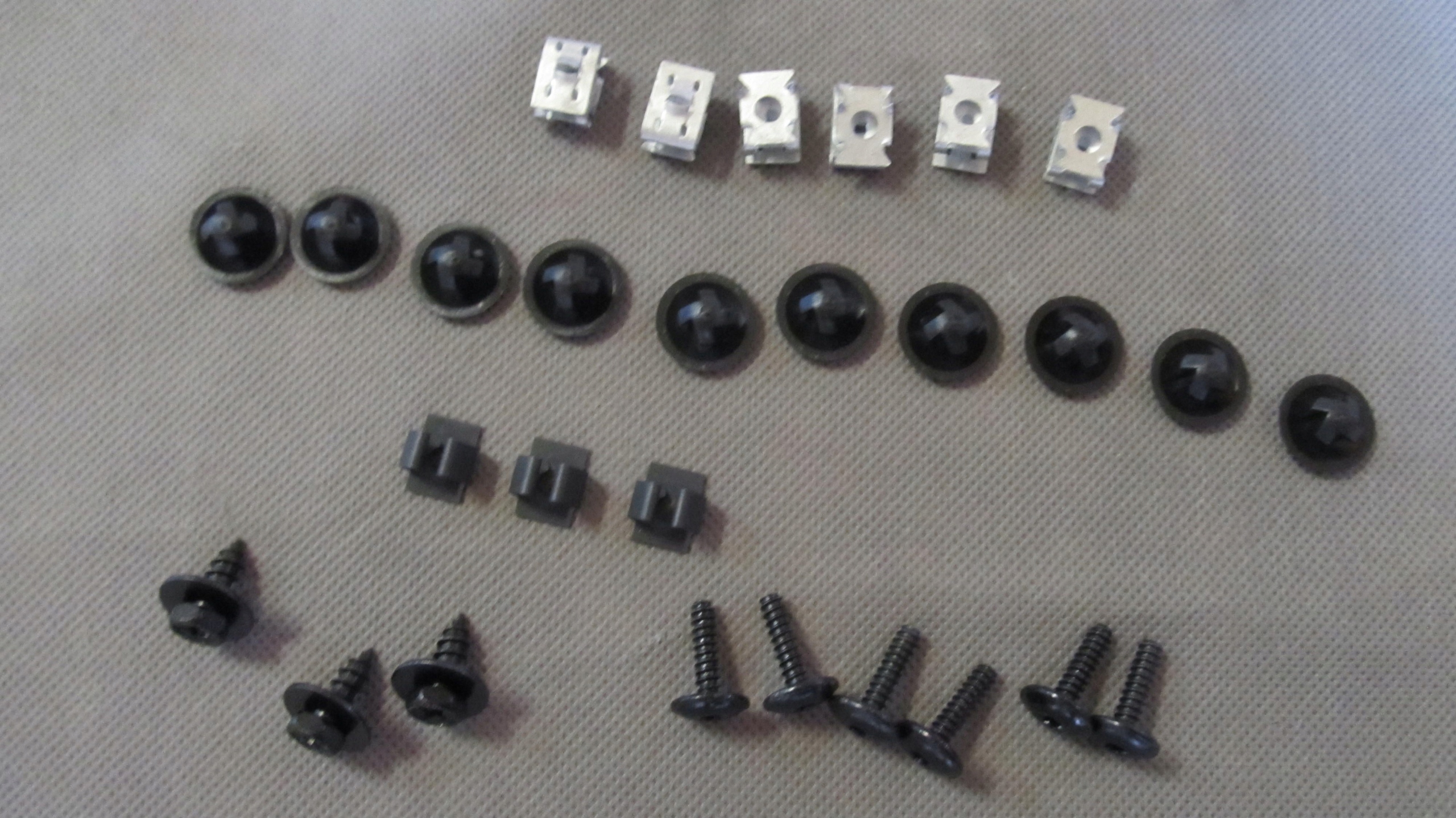 Osłona Płyta pod silnik VW Polo 01 - 08 + Spinki Producent części Inny