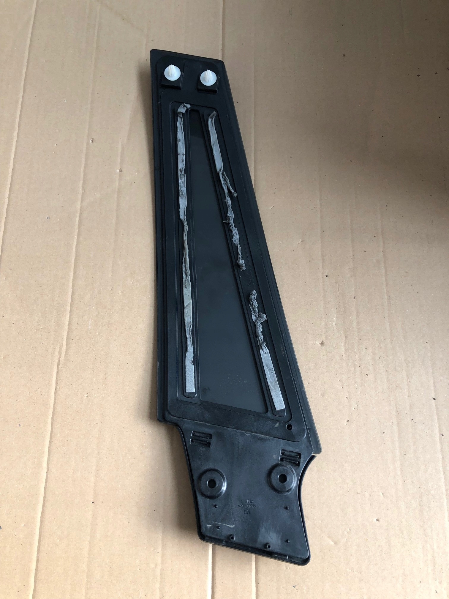 Tesla модель S левая стеклянная колонна 1004534-00-B