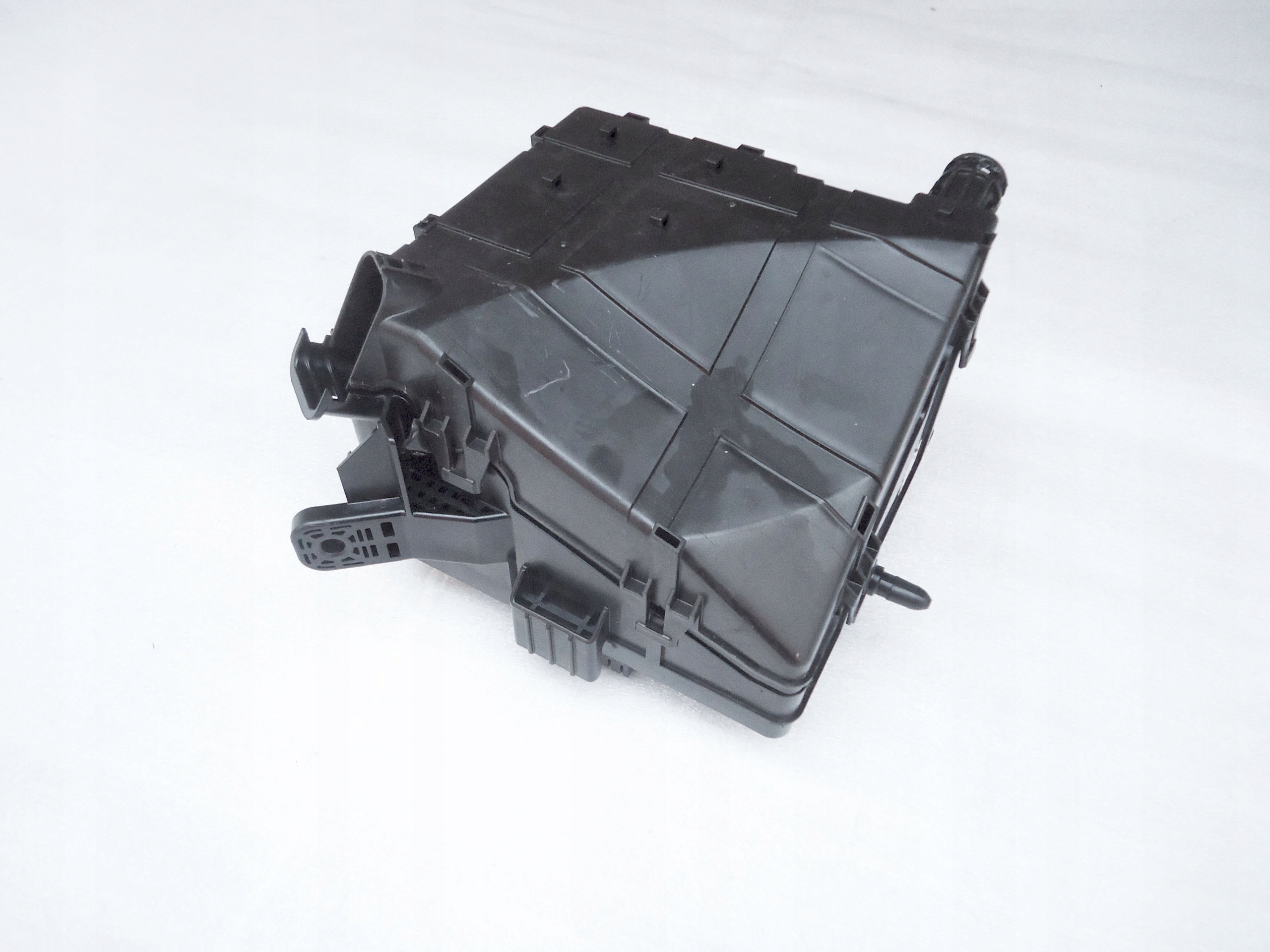 HYUNDAI TUCSON KIA SPORTAGE SKRZYNKA BEZPIECZNIKÓW Numer katalogowy części 91443-F1630