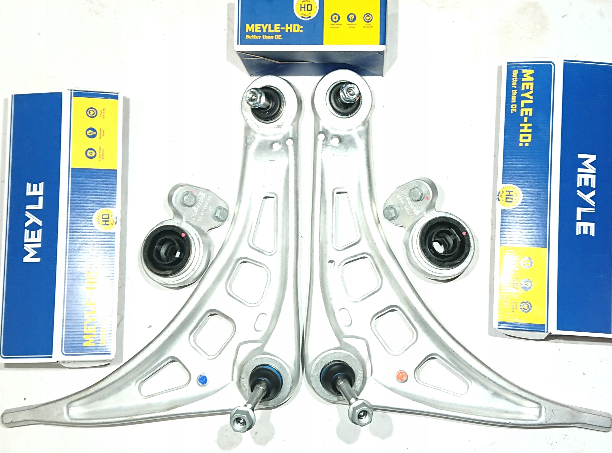 316 050 - 2 x важіль управління правий лівий + 2 MEYLE HD втулки для BMW E46