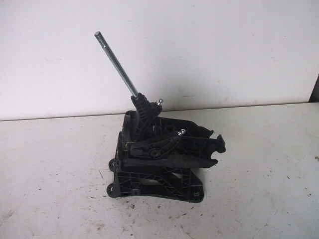 DV1R-7C453-CA - FORD B-MAX ВАЖІЛЬ ПЕРЕМИКАННЯ ПЕРЕДАЧ СЕЛЕКТОР