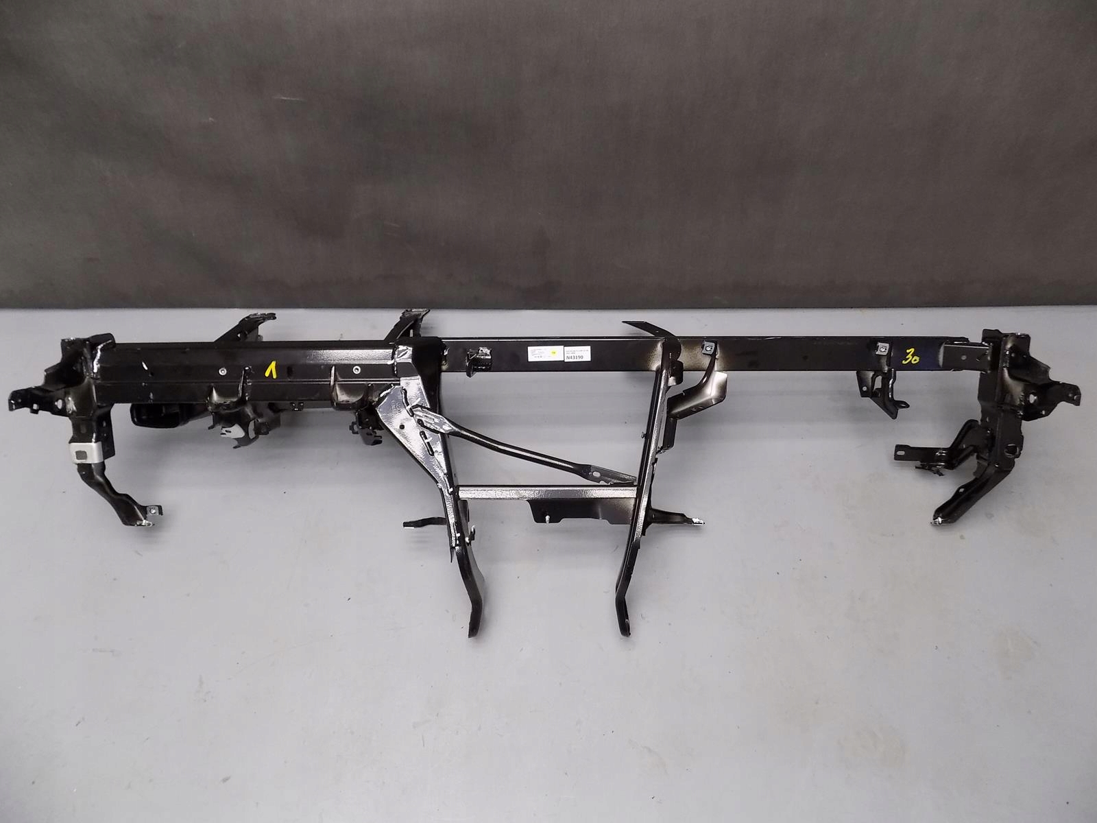 AUDI RS5 8W BELKA STELAZ 8W1857017A
