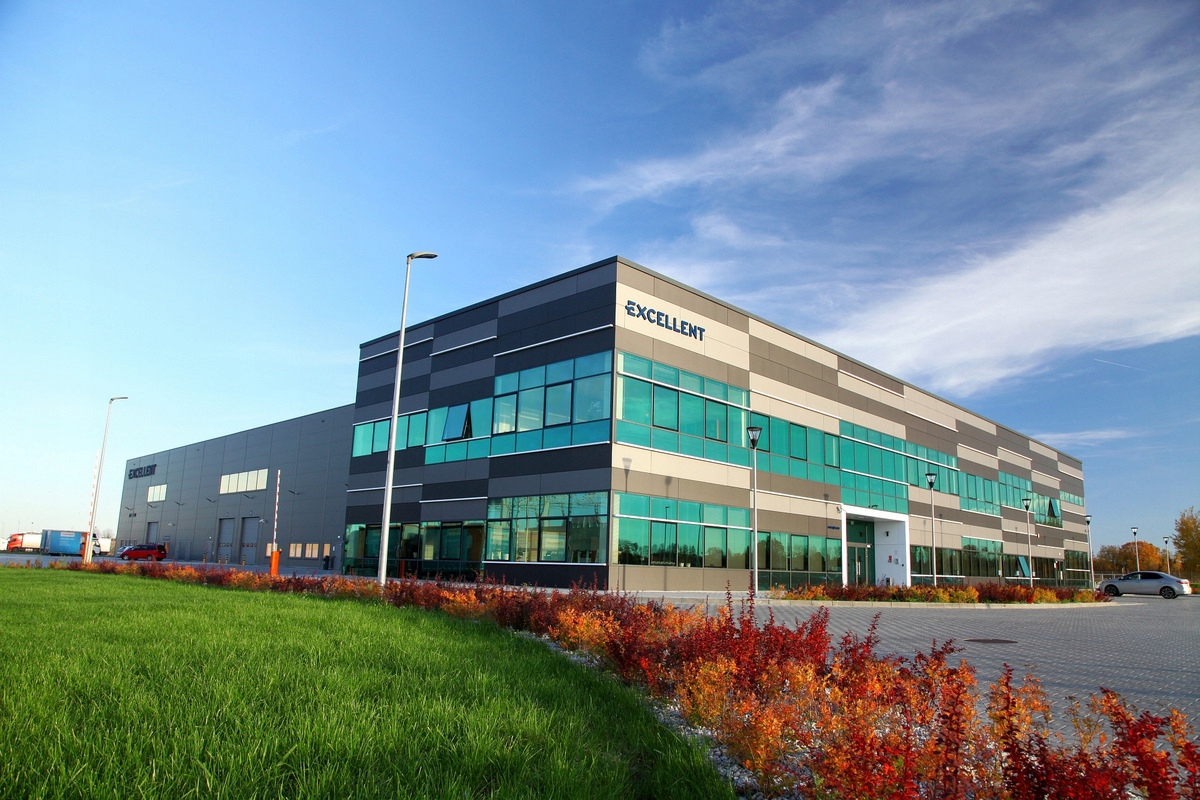 WANNA + NOGI EXCELLENT AVA SIDE PRAWA 1500 X 805 Dłuższy bok 150 cm