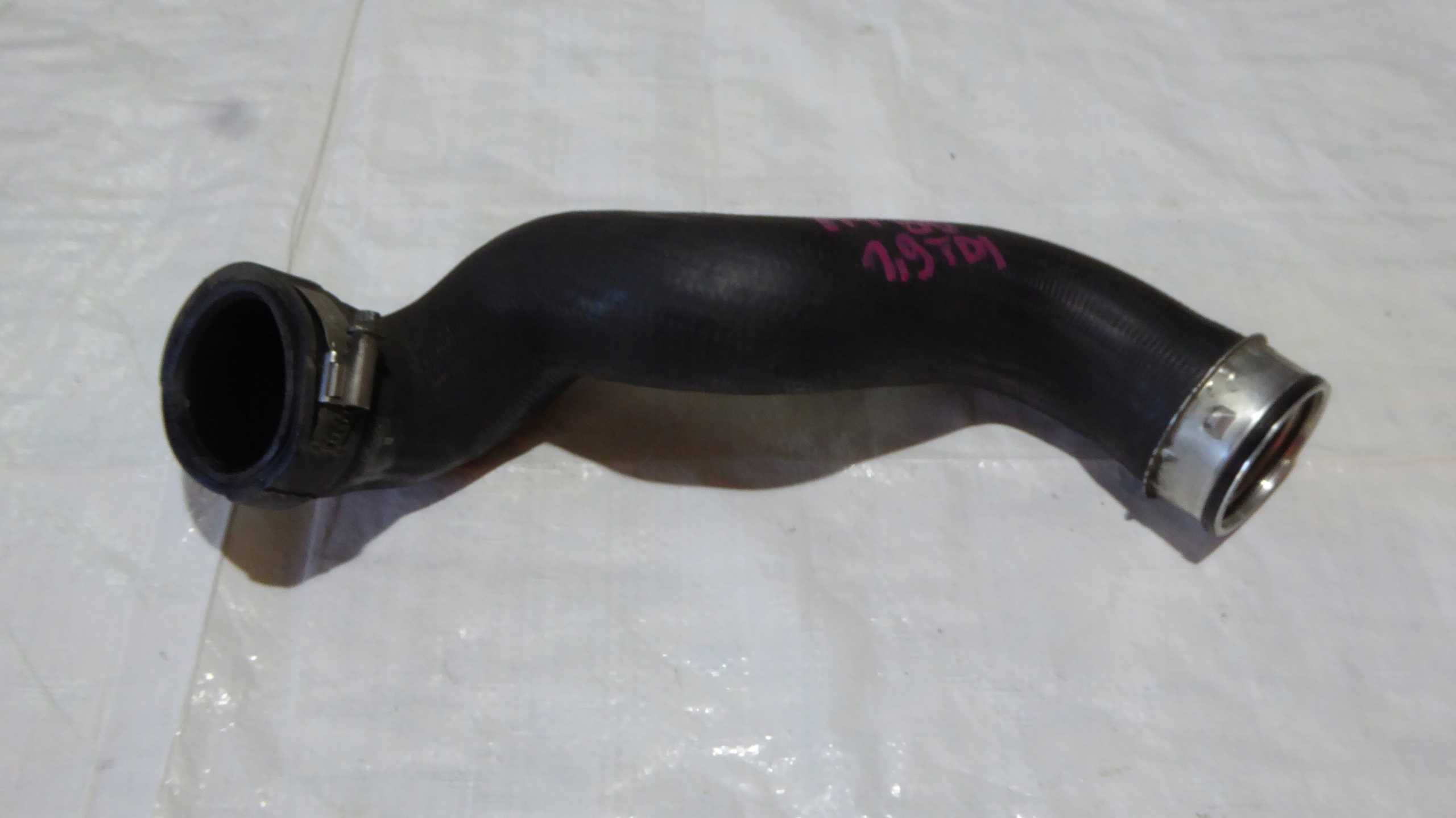 Кабель интеркулера AUDI A4 B6 1.9 TDI 8E0145737F