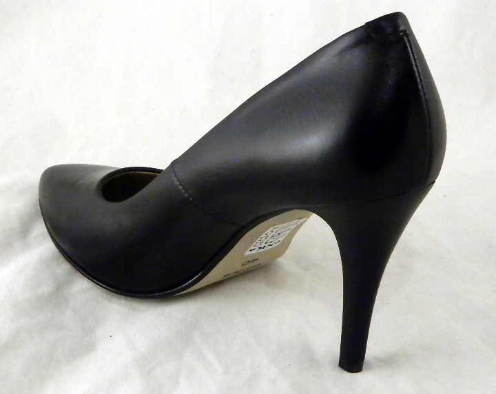 ESKA 1021 STYLOWE EKSKLUZYWNE SZPILKI SKÓRA NAT. Model 1021