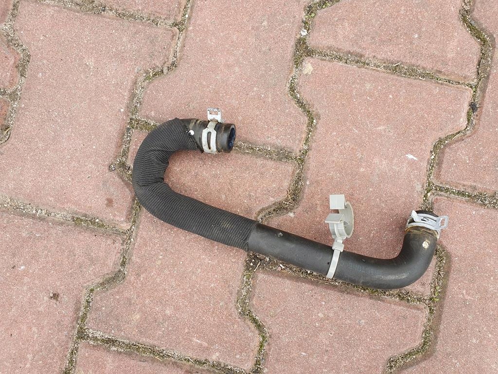 vedení hadice vody Movano B Master III 2.3DCI novy