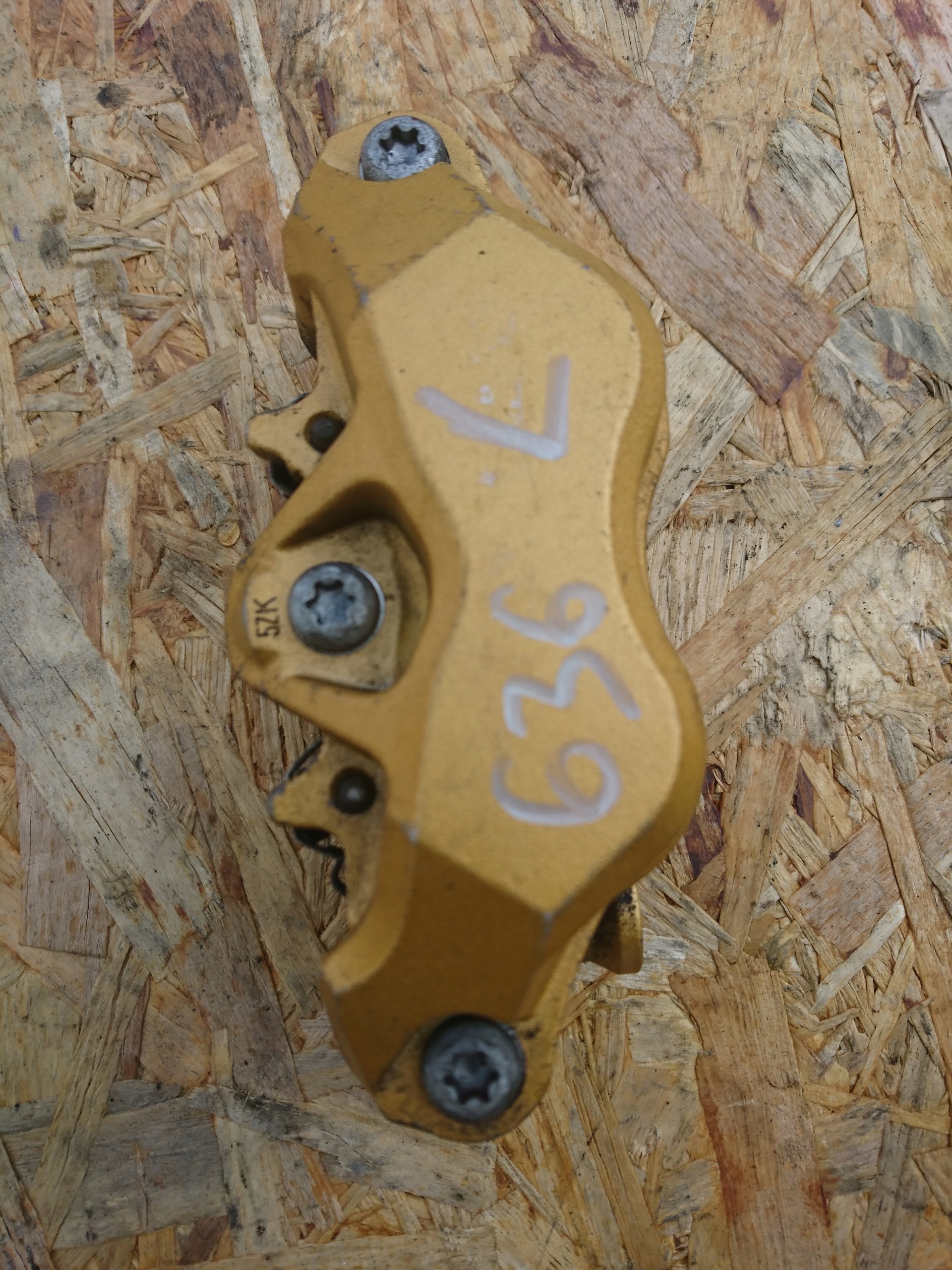 Kawasaki 636 05-06 левый зажим