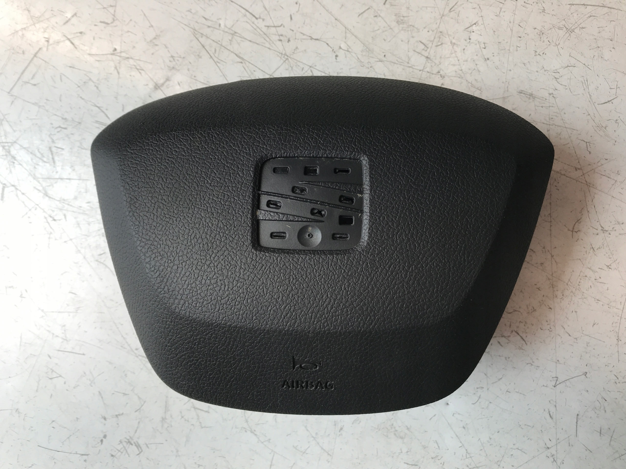 ZAŚLEPKA PODUSZKI AIRBAG KIEROWCY SEAT LEON CUPRA