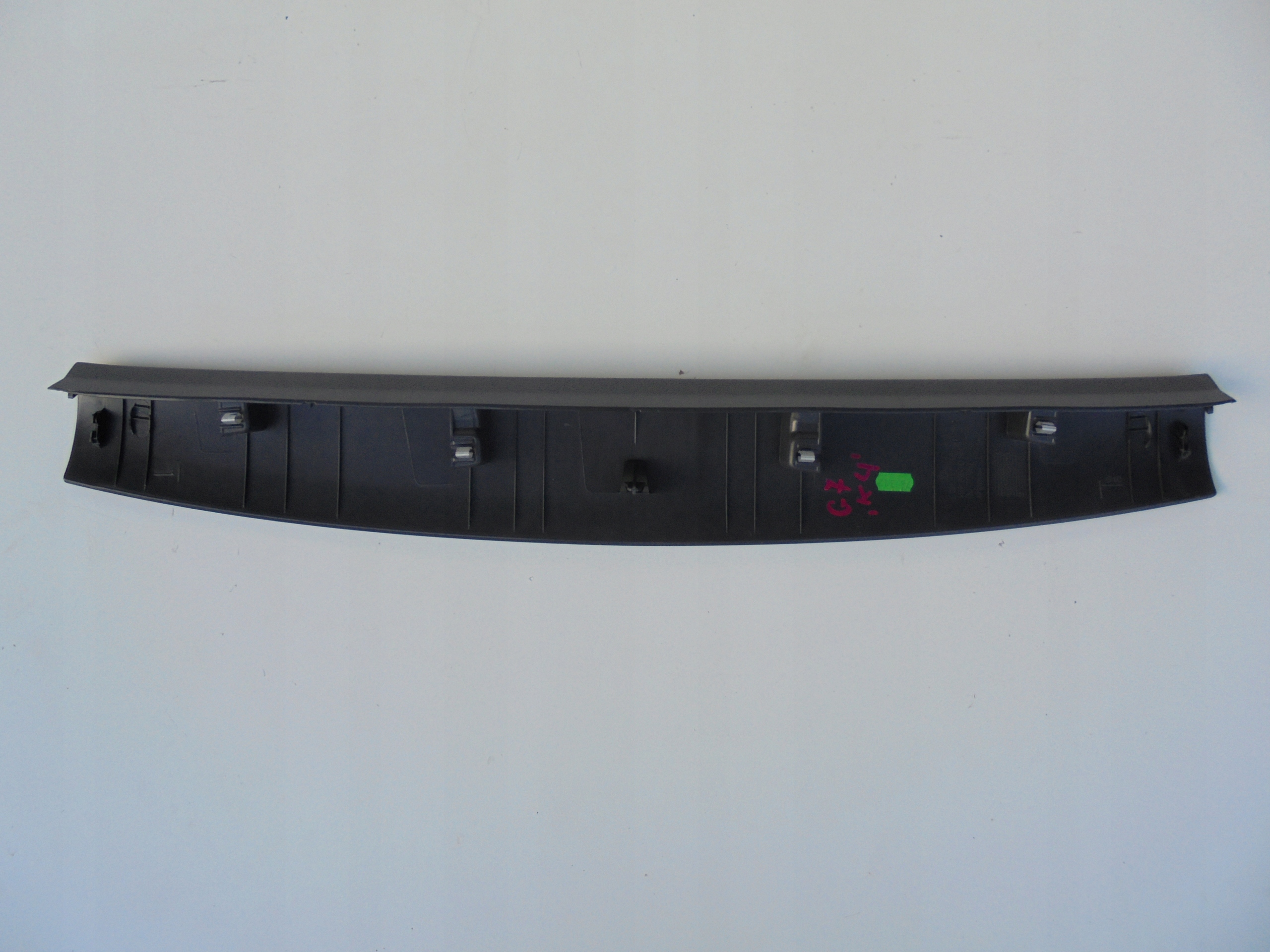 VW GOLF 7 VII OSŁONA TAPICERKA KLAPY 5G6867715B Numer katalogowy części 5G6867715B