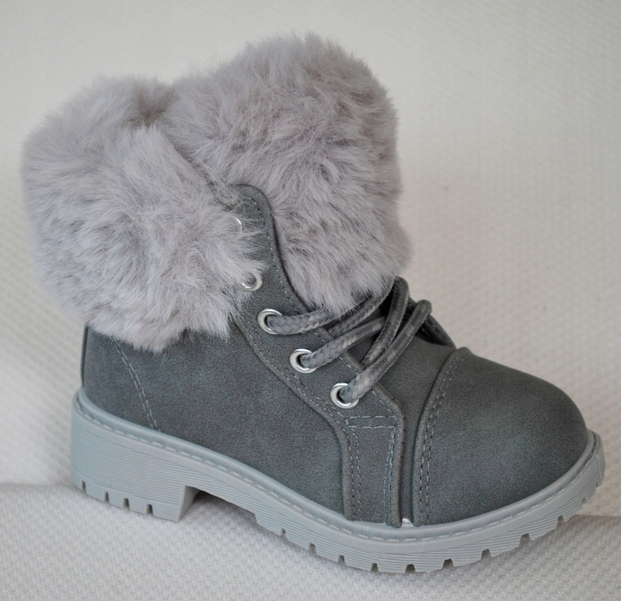 KOZACZKI BOTKI Z FUTERKIEM na suwak r.26 / 15,5cm Bohater brak