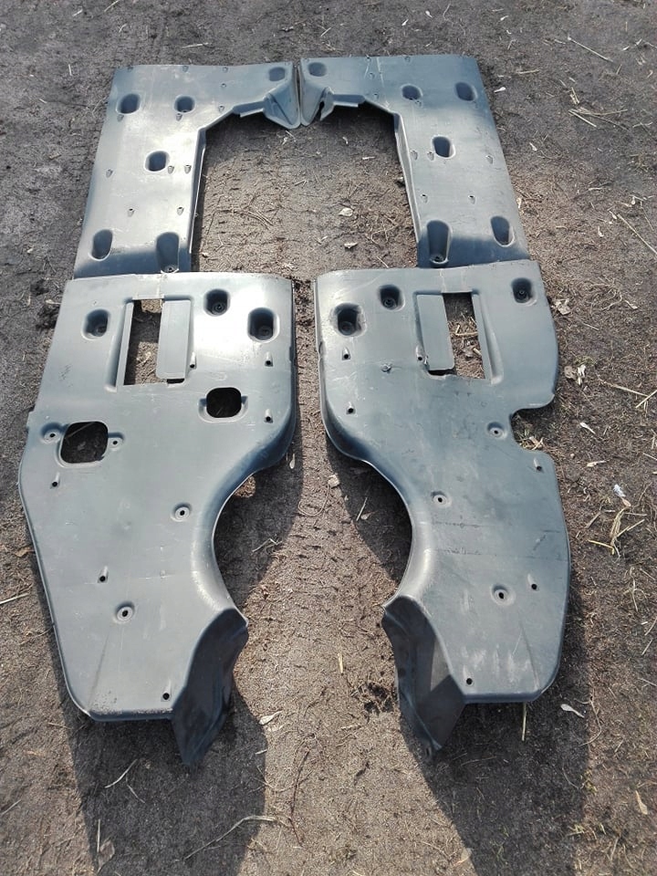 LEXUS IS II 220D DOLNA OSLONA PLYTA PODWOZIA