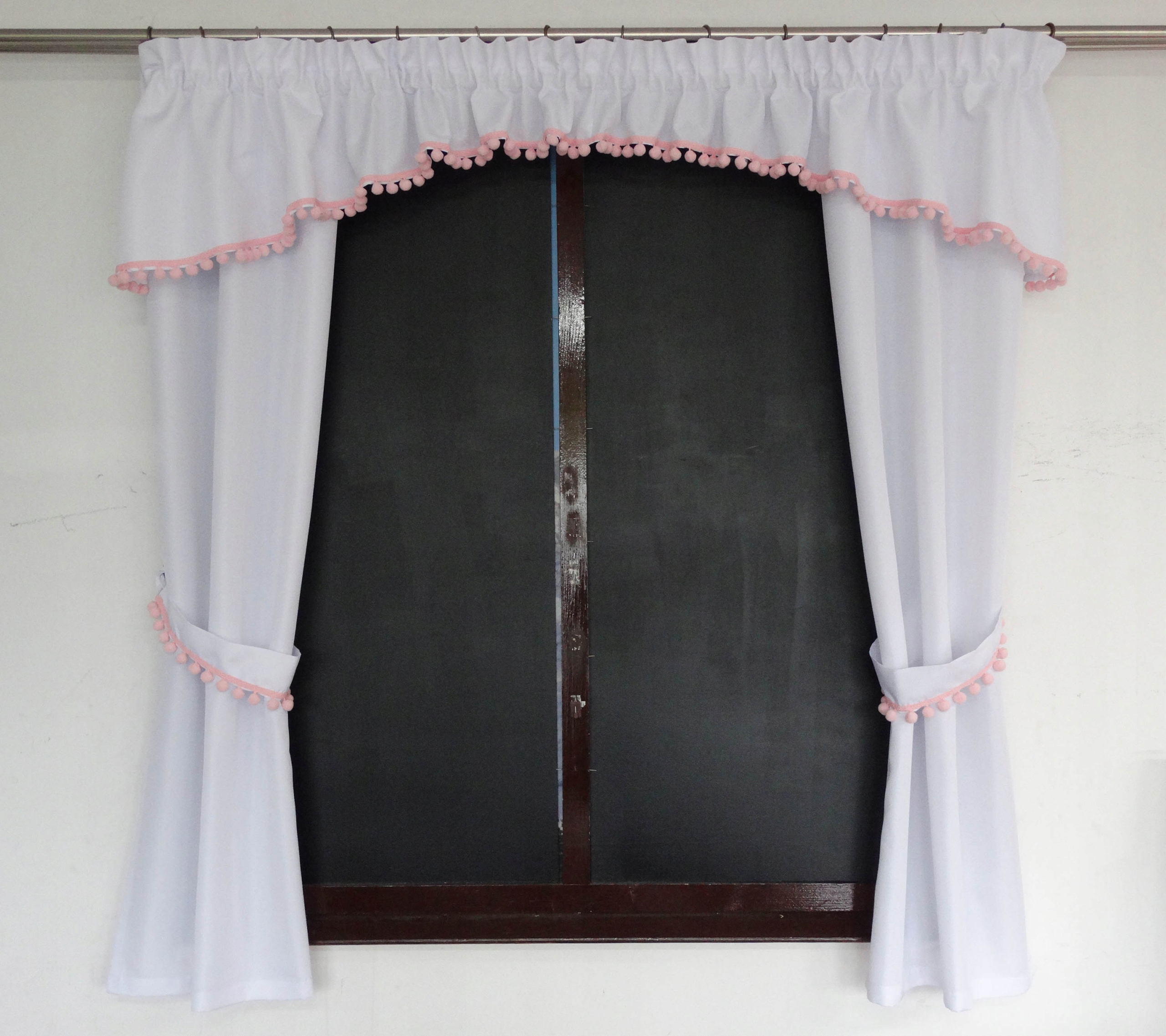 

Mg Zasłonki Lambrekin 300cm Pomponiki Róż