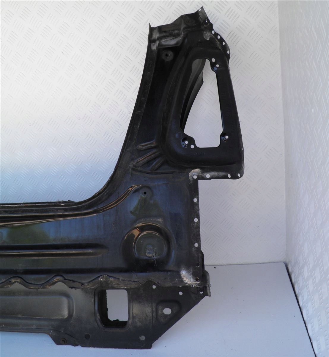 PAS TYLNY ĆWIARTKA ŚCIANA MERCEDES GL X164 197 Typ samochodu Samochody osobowe