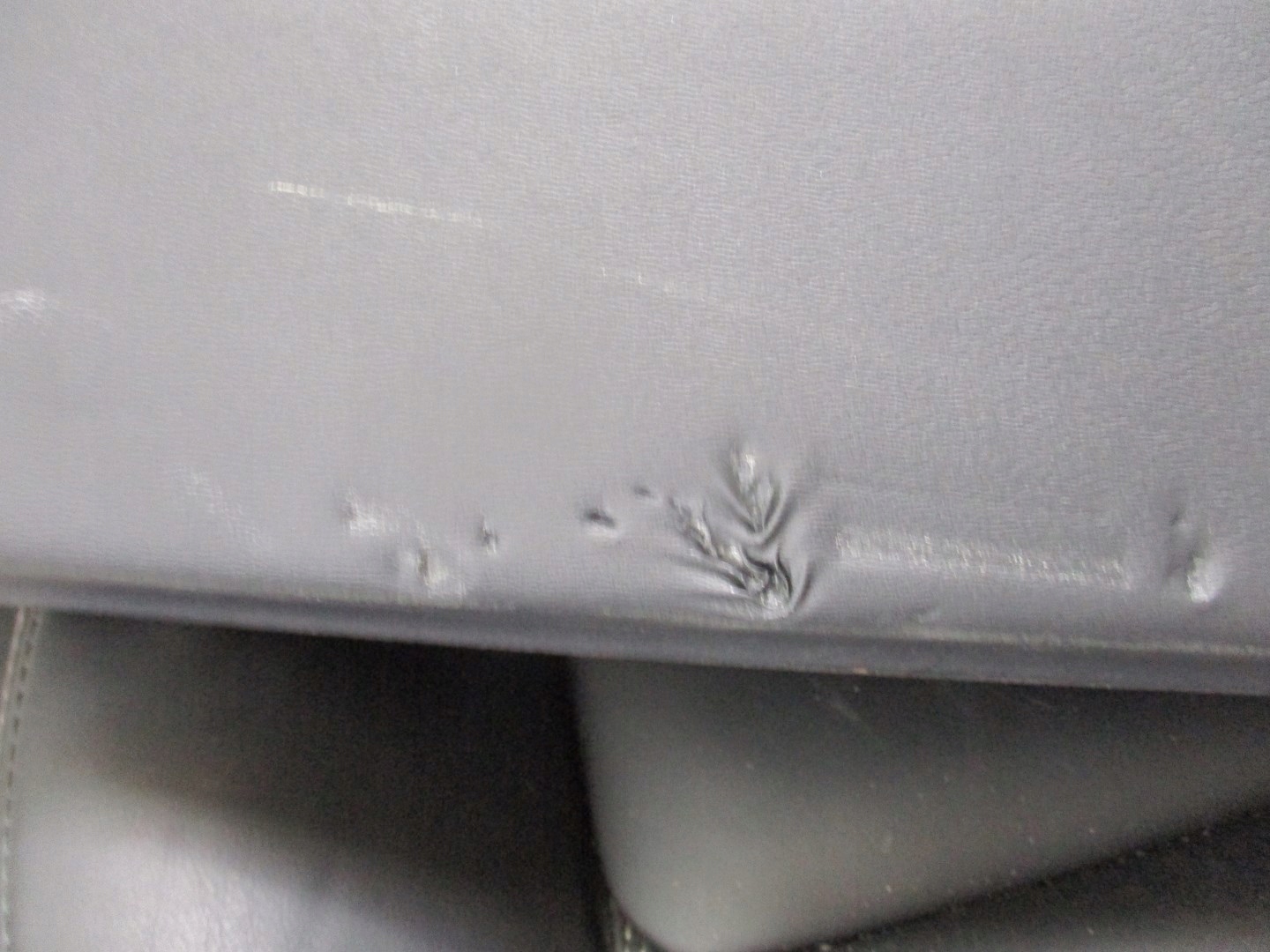 upholstery seats leather VOLVO V90