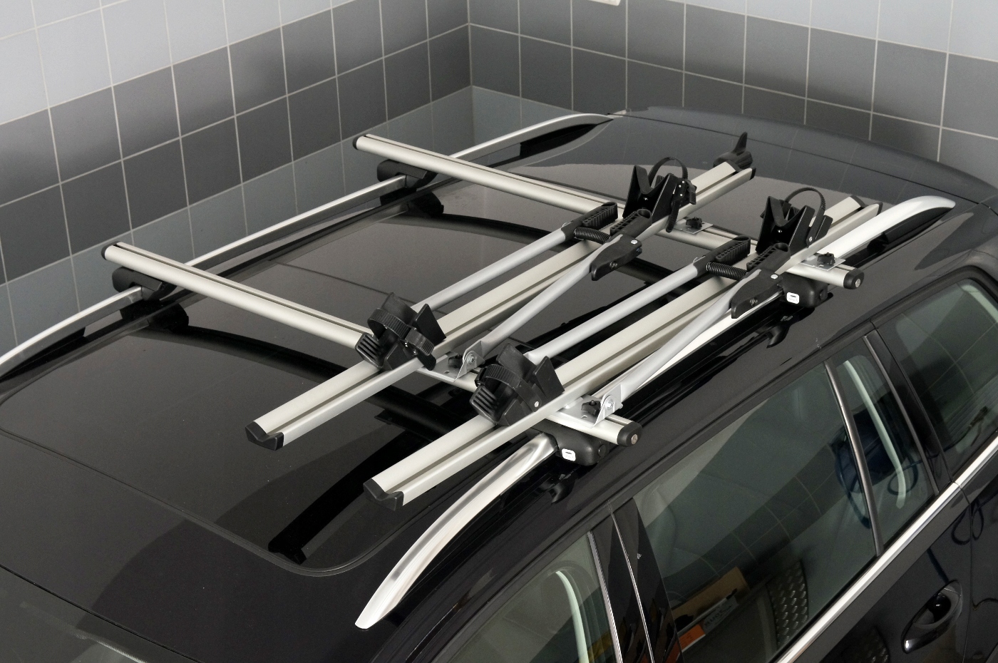 2 x Bagażnik uchwyt rowerowy na dach AMOS TOUR Producent AMOS