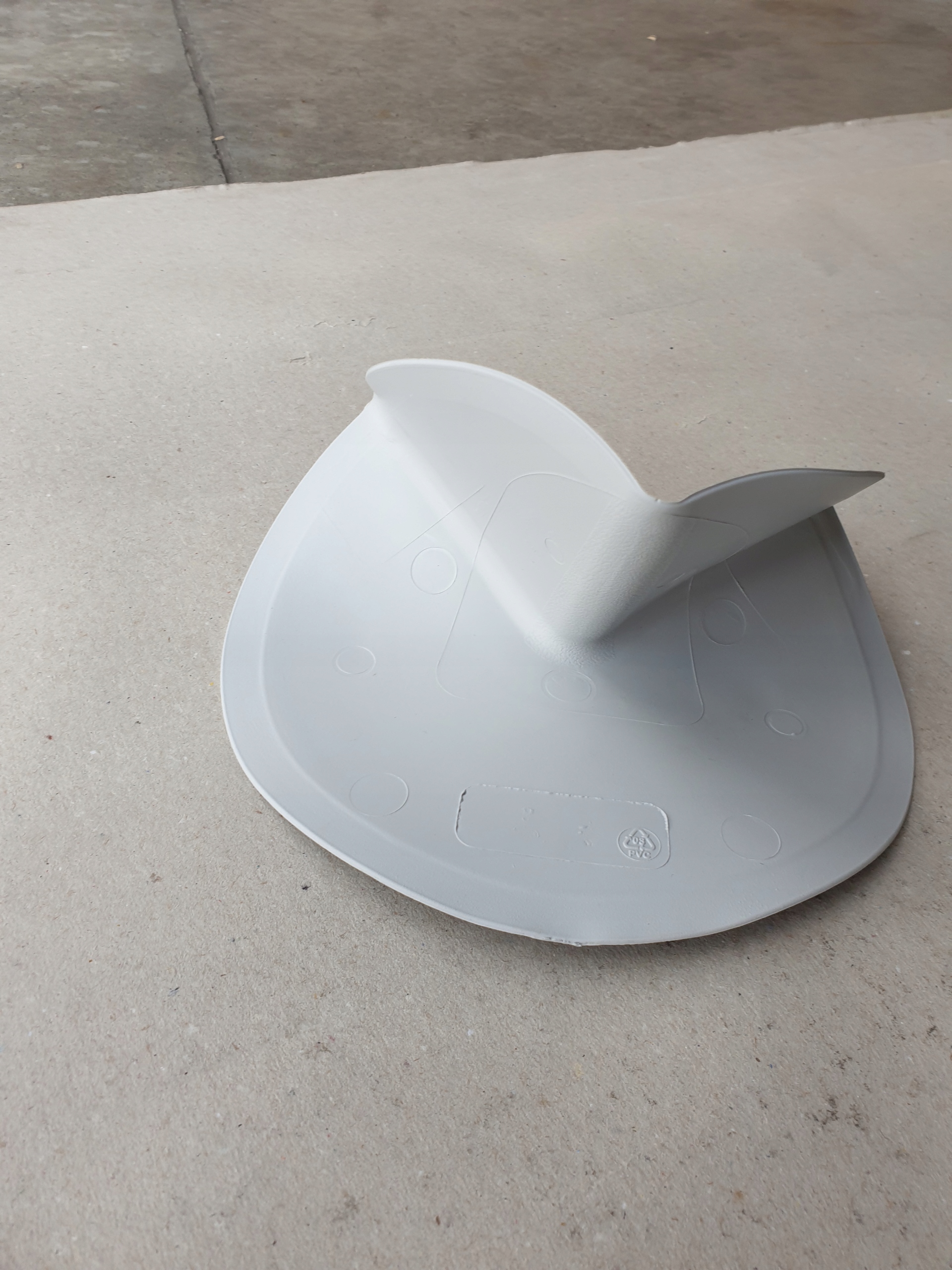 Membrana dachowa PVC narożnik zewnętrzny TARAS Długość 0.15 m