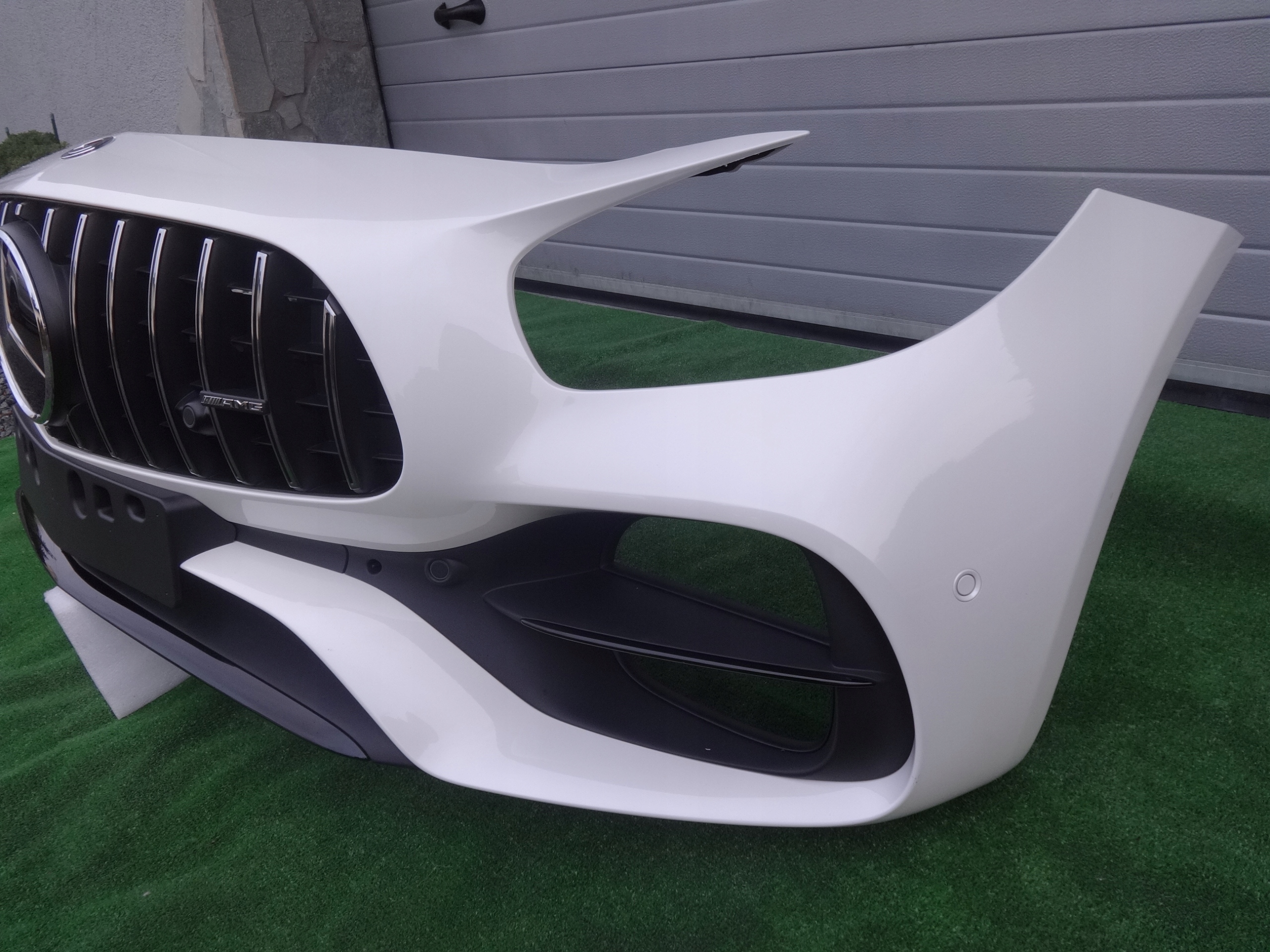 ZDERZAK PRZÓD MERCEDES GT COUPE W190 LIFT 63 AMG Typ samochodu Samochody osobowe