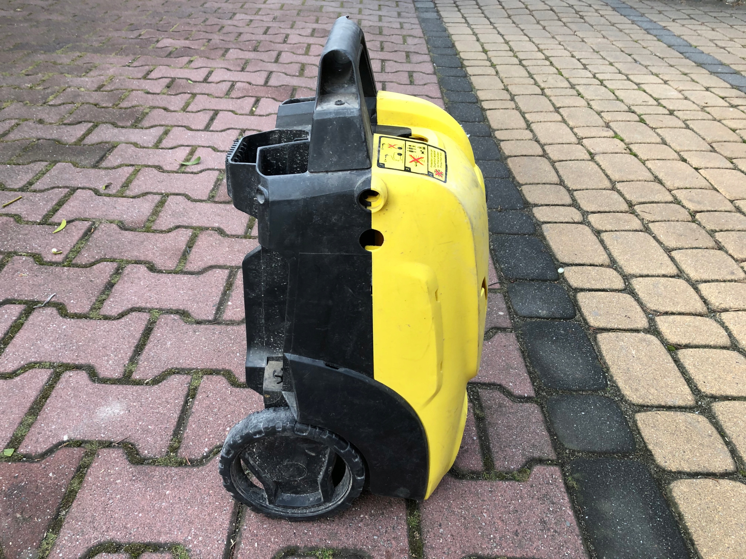 KARCHER K4 K 4 Compact OBUDOWA Rączka Kółko Maksymalna moc 1800 W