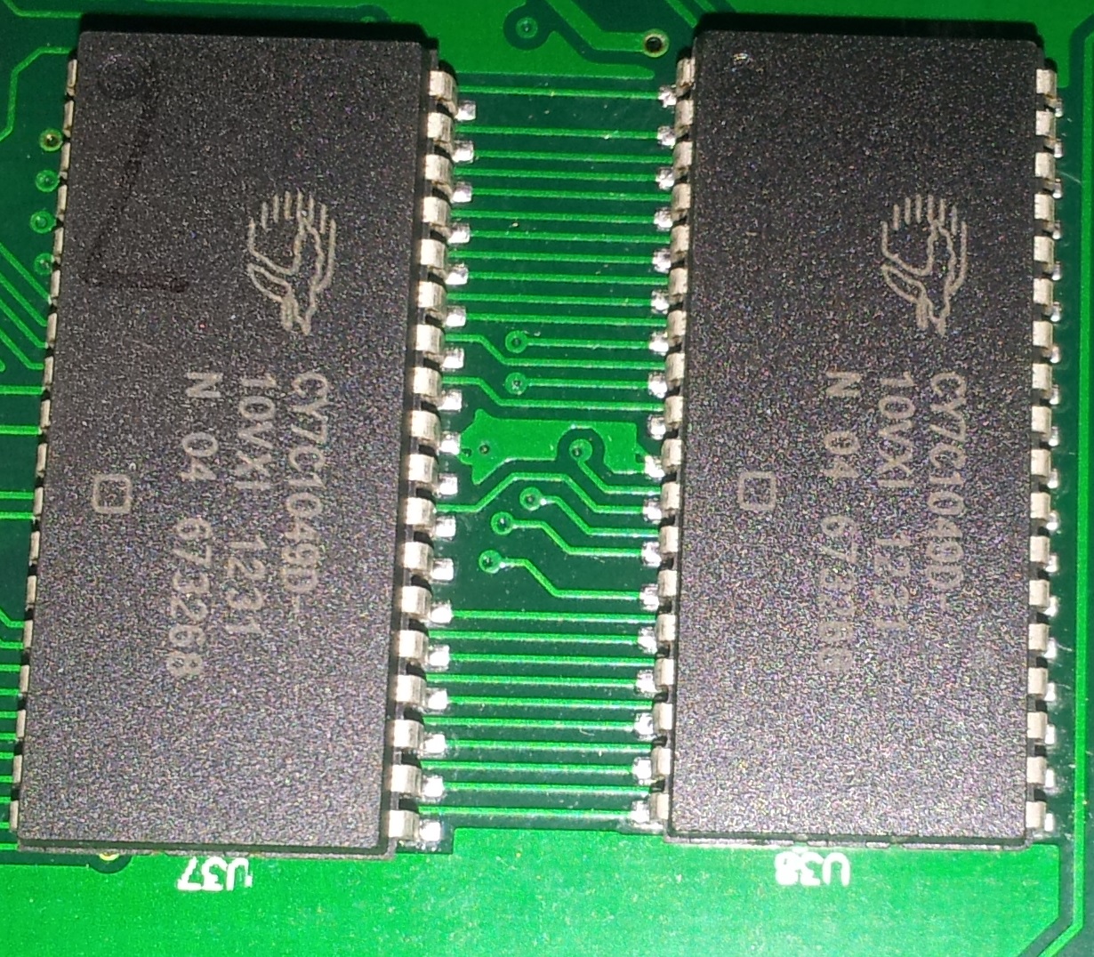 K6R4008C1D-JC10 zamiennik CY7C1049D DIGI PROG III Kod producenta K6R4008C1D-JC10