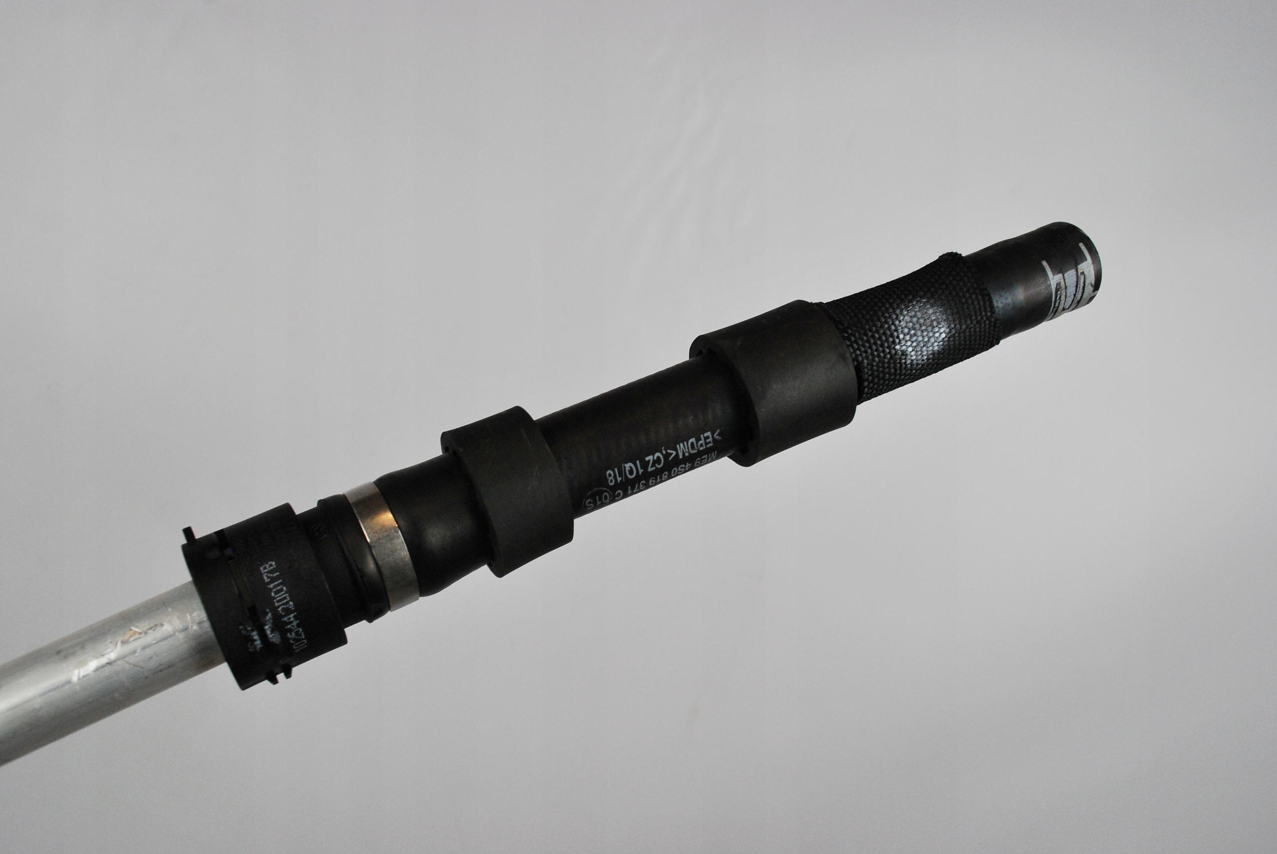 Wąż przewód wody Audi R8 4S0819270D Typ samochodu Samochody osobowe