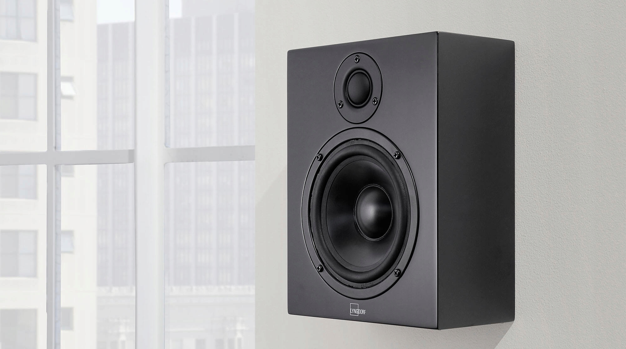 Lyngdorf MH-2 czarny mat - kolumna ścienna Model MH-2