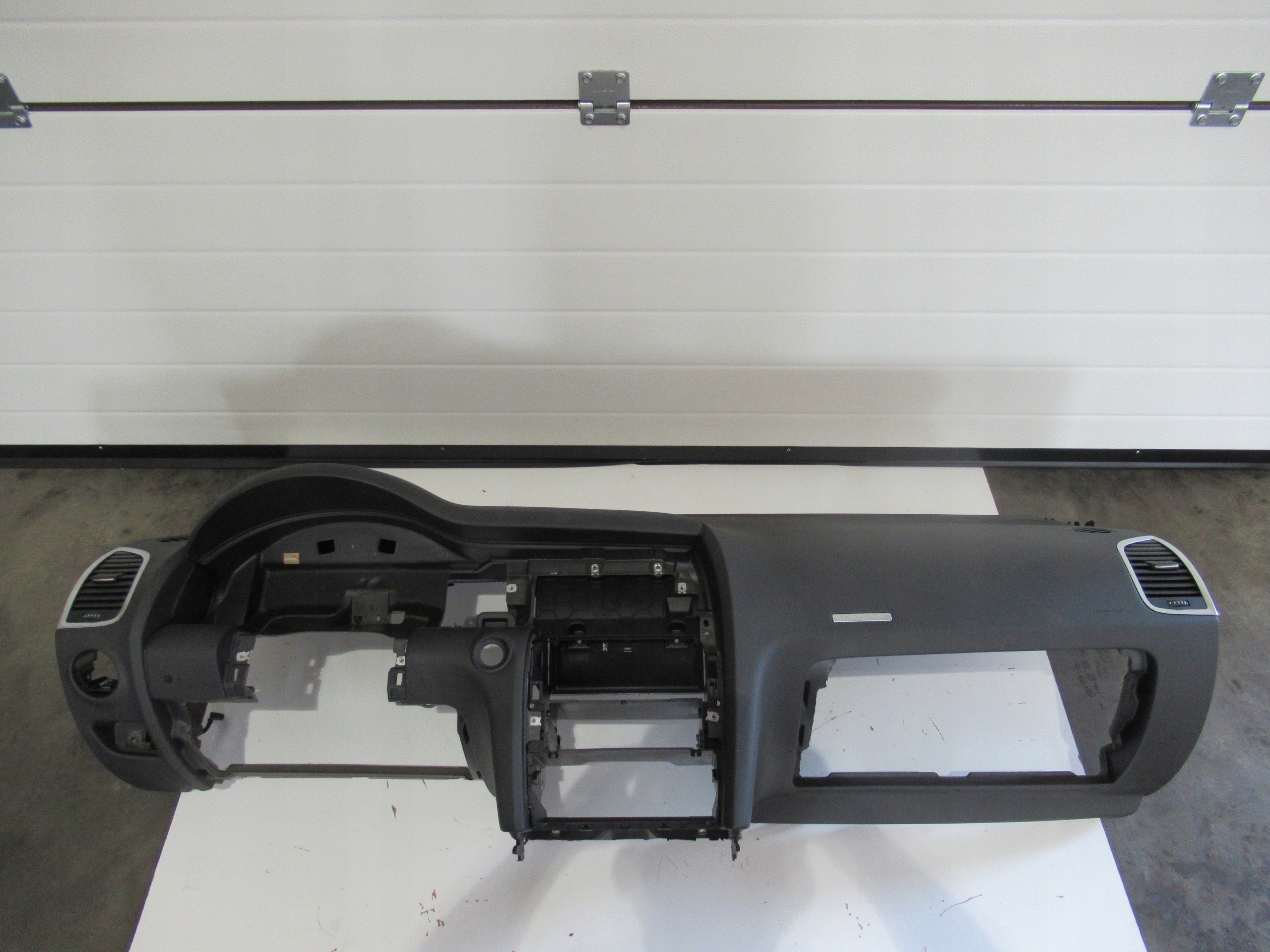 KONSOLA DESKA ROZDZIELCZA AUDI Q7 4L1857067