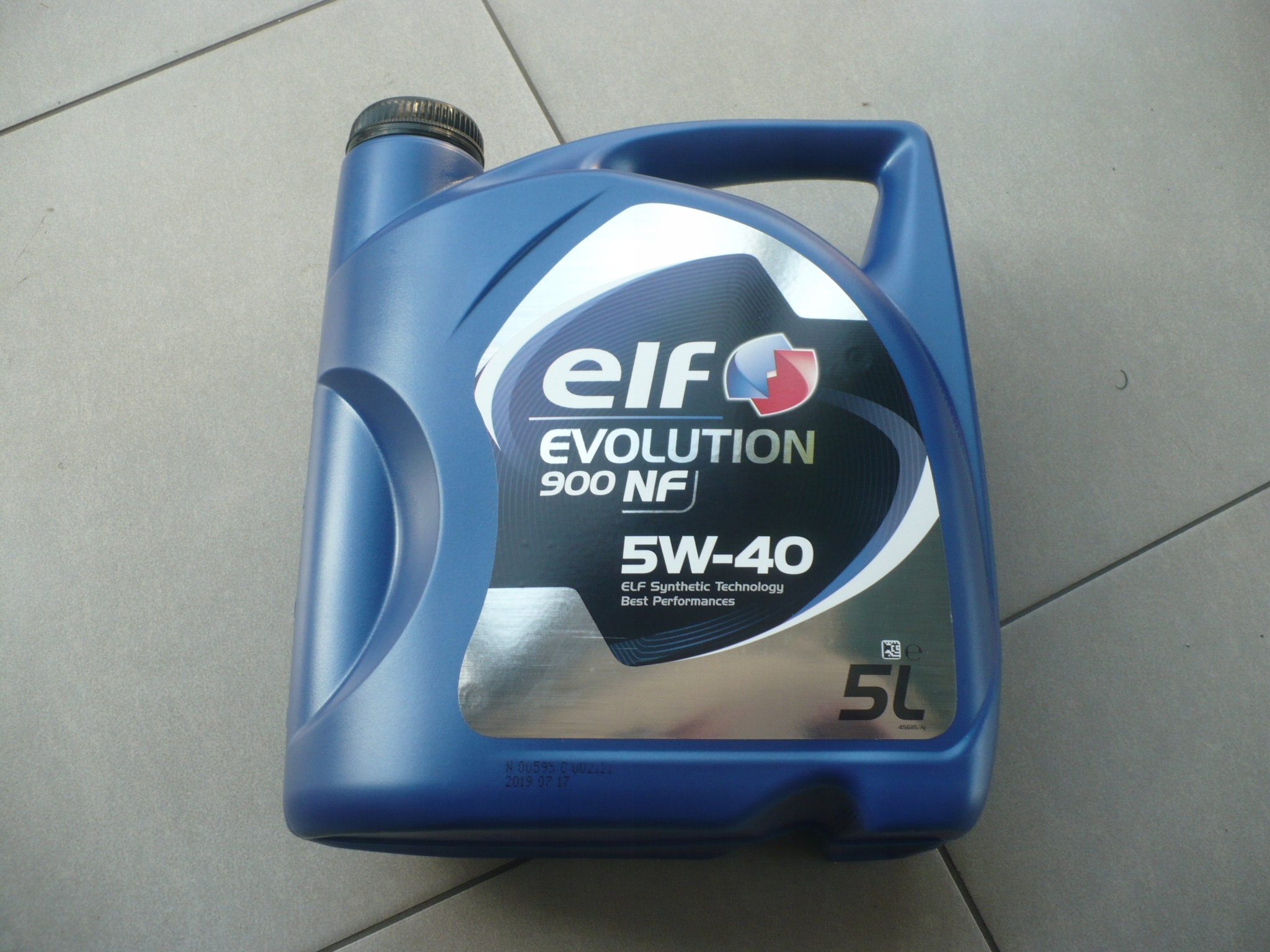 

Olej Elf 900NF 5W40 5L Acea A3/B4