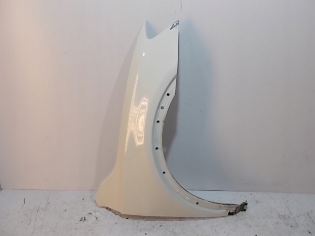 AUDI Q3u 11 - 17 КРИЛО ПРАВИЙ ПЕРЕД ОРИГІНАЛ !