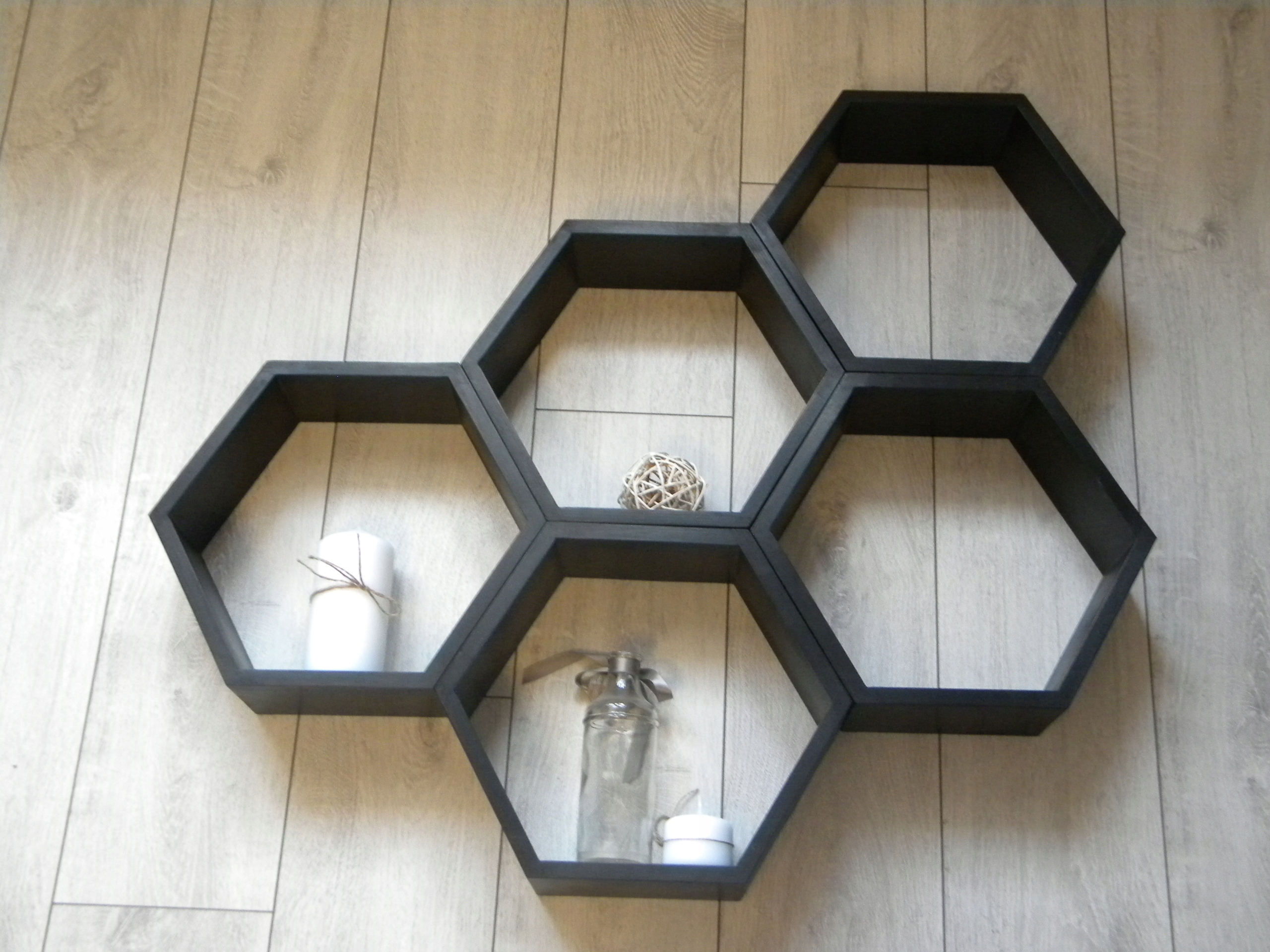 Drevená Polica Včelí Plást Hexagon Sada 5 Ks