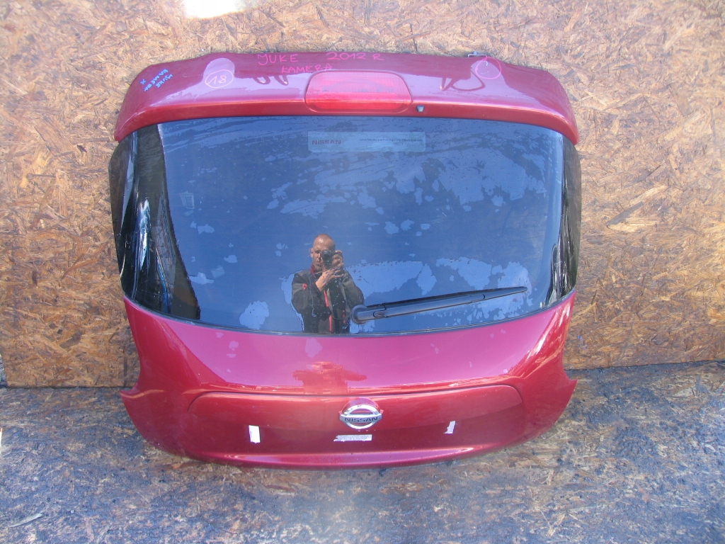 KLAPA BAGAŻNIKA TYL TYLNA JUKE