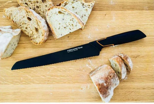NÓŻ DO CHLEBA 23cm EDGE /1003093/ FISKARS Przeznaczenie do pieczywa