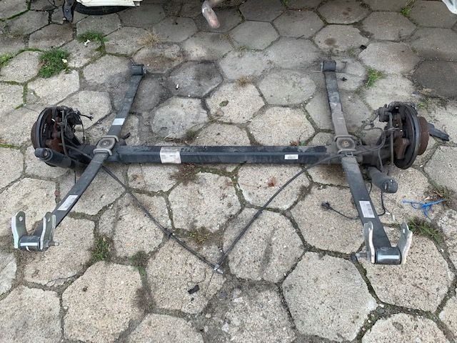 DUCATO JUMPER BOXER III TYLNA OŚ BELKA 2018 2019