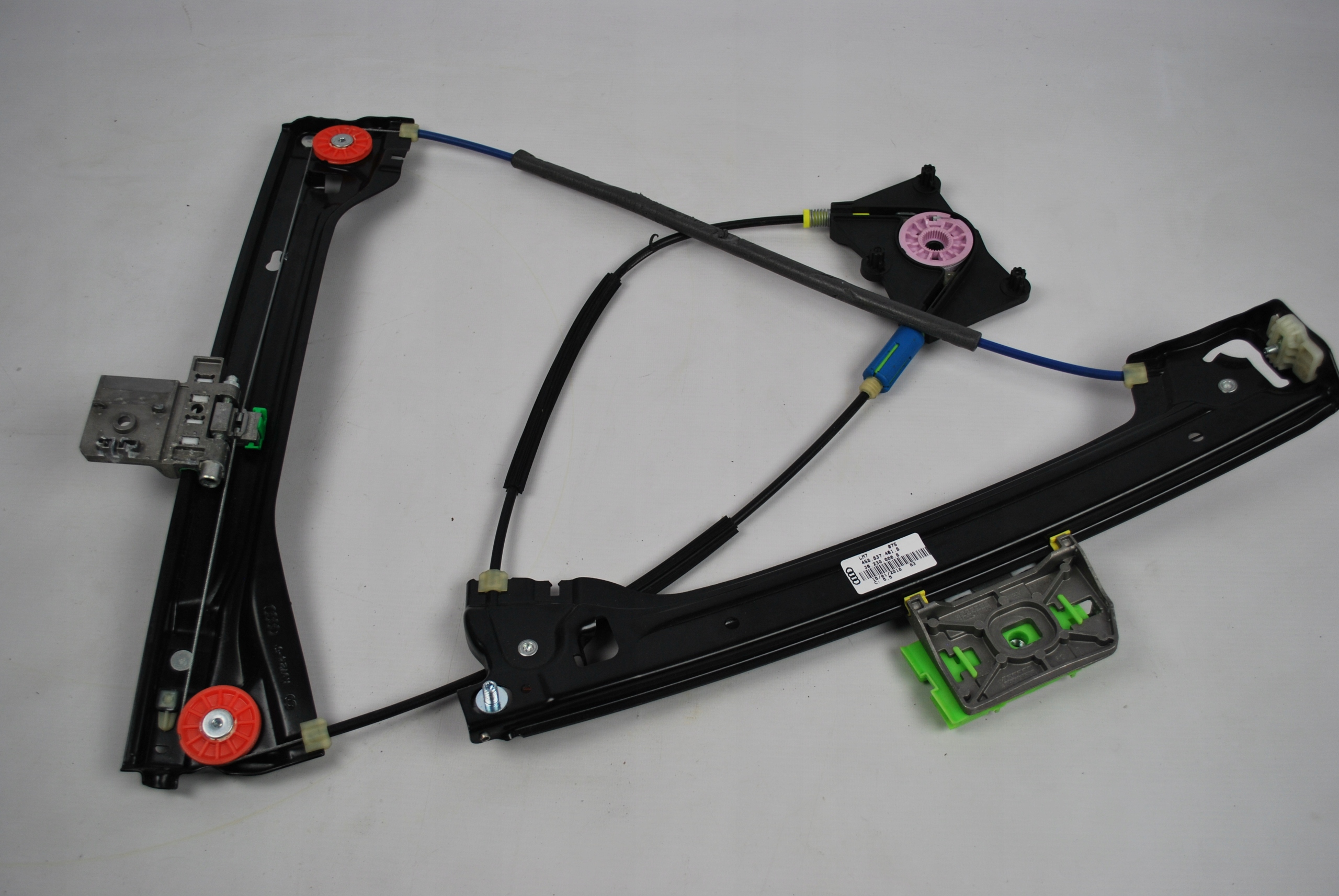 Podnosnik скло лів. Audi R8s8837461b