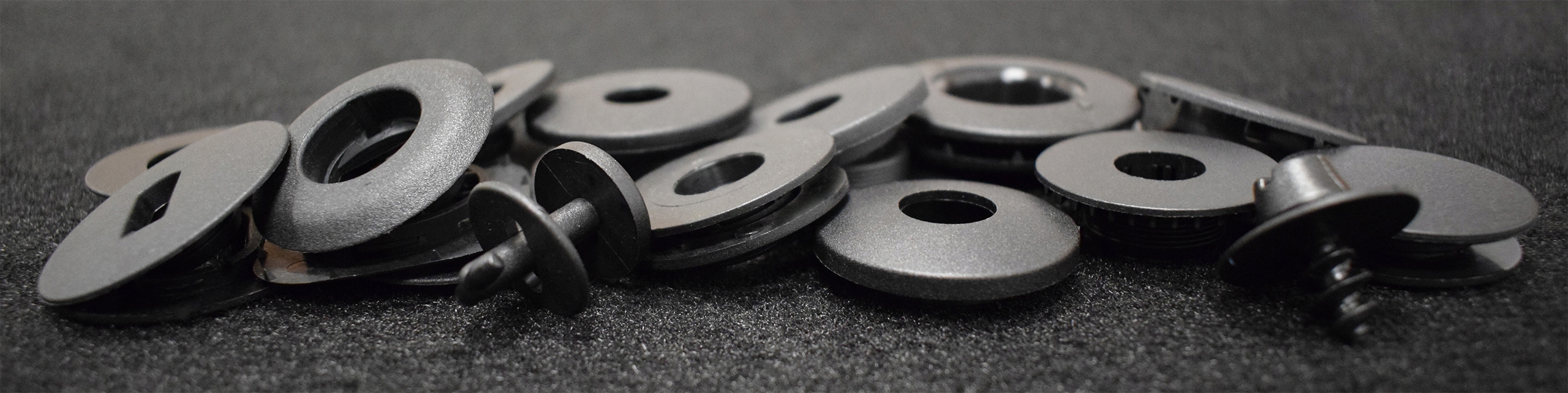 Dywaniki welurowe PREMIUM do RENAULT LAGUNA III 3 Informacje dodatkowe mocowania w zestawie