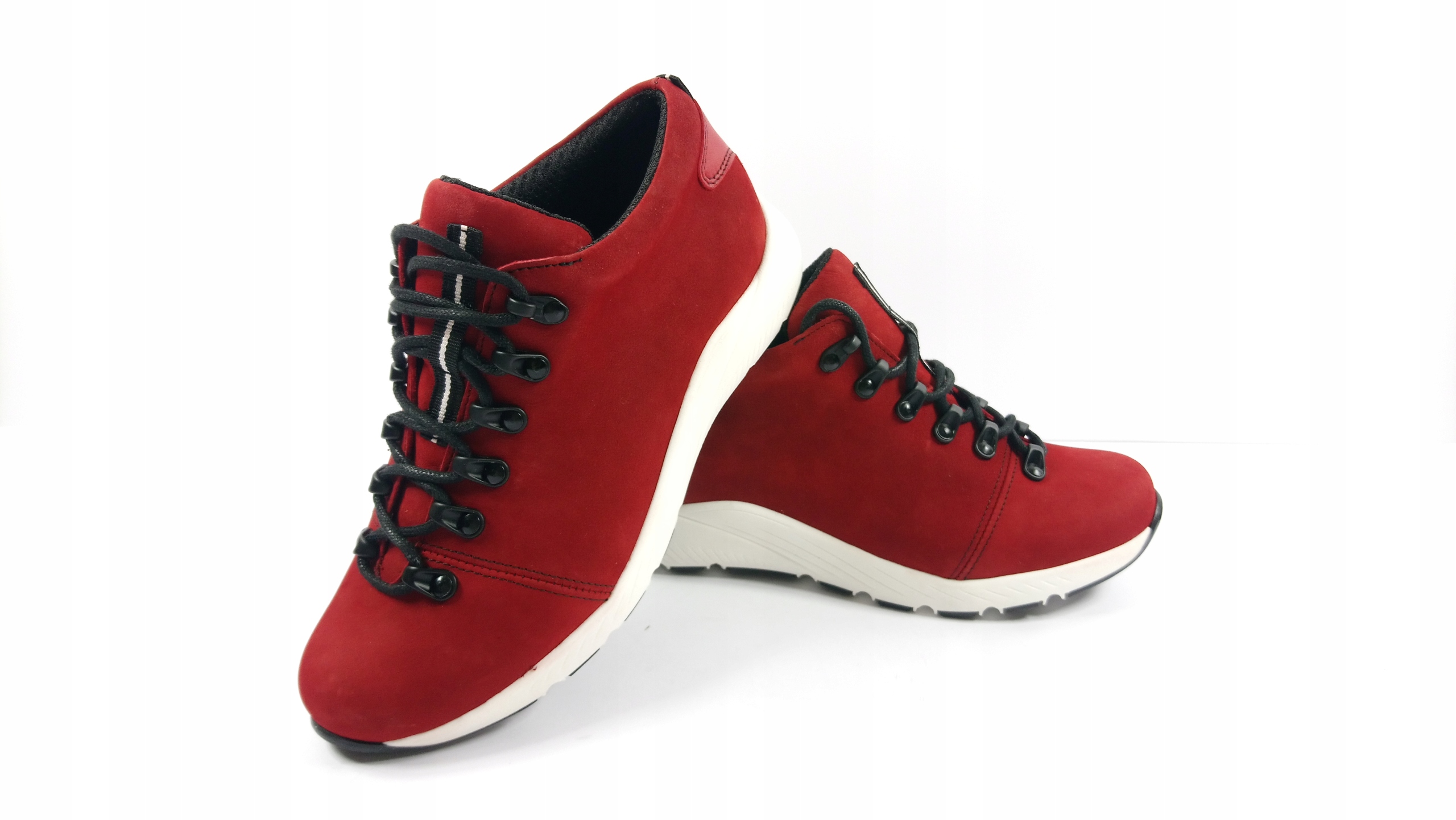 But-bal 674 polobotky Polské červené 36 Kůže