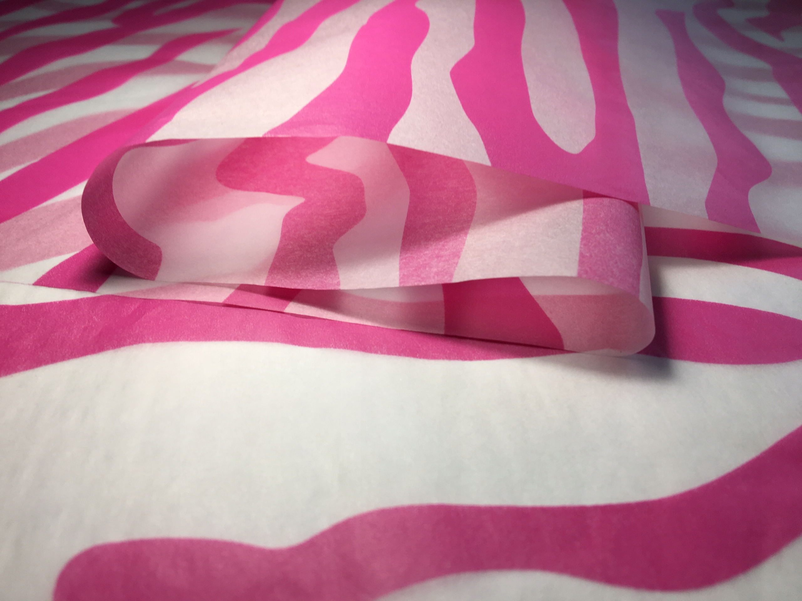 růžová zebra polopergamen hot pink- 140 listů